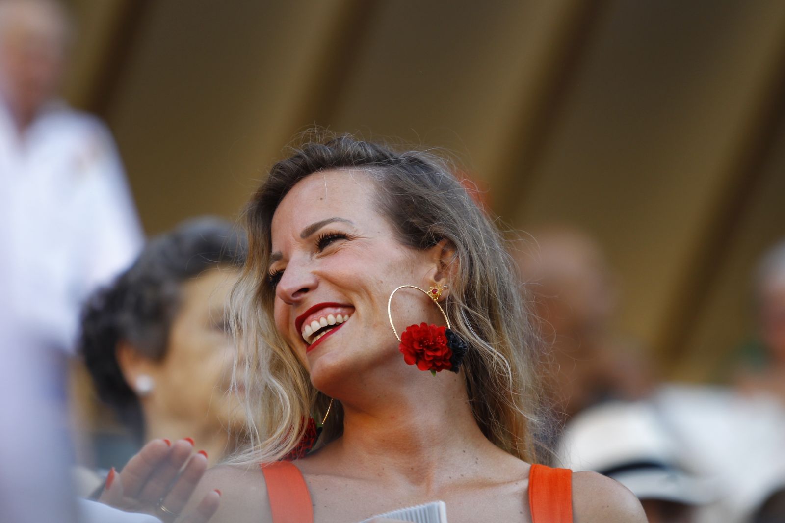 Imágenes del 'ambiente' en la corrida de toros de la Feria de Almería, con los diestros Morante de la Puebla, El Juli y Tomás Rufo