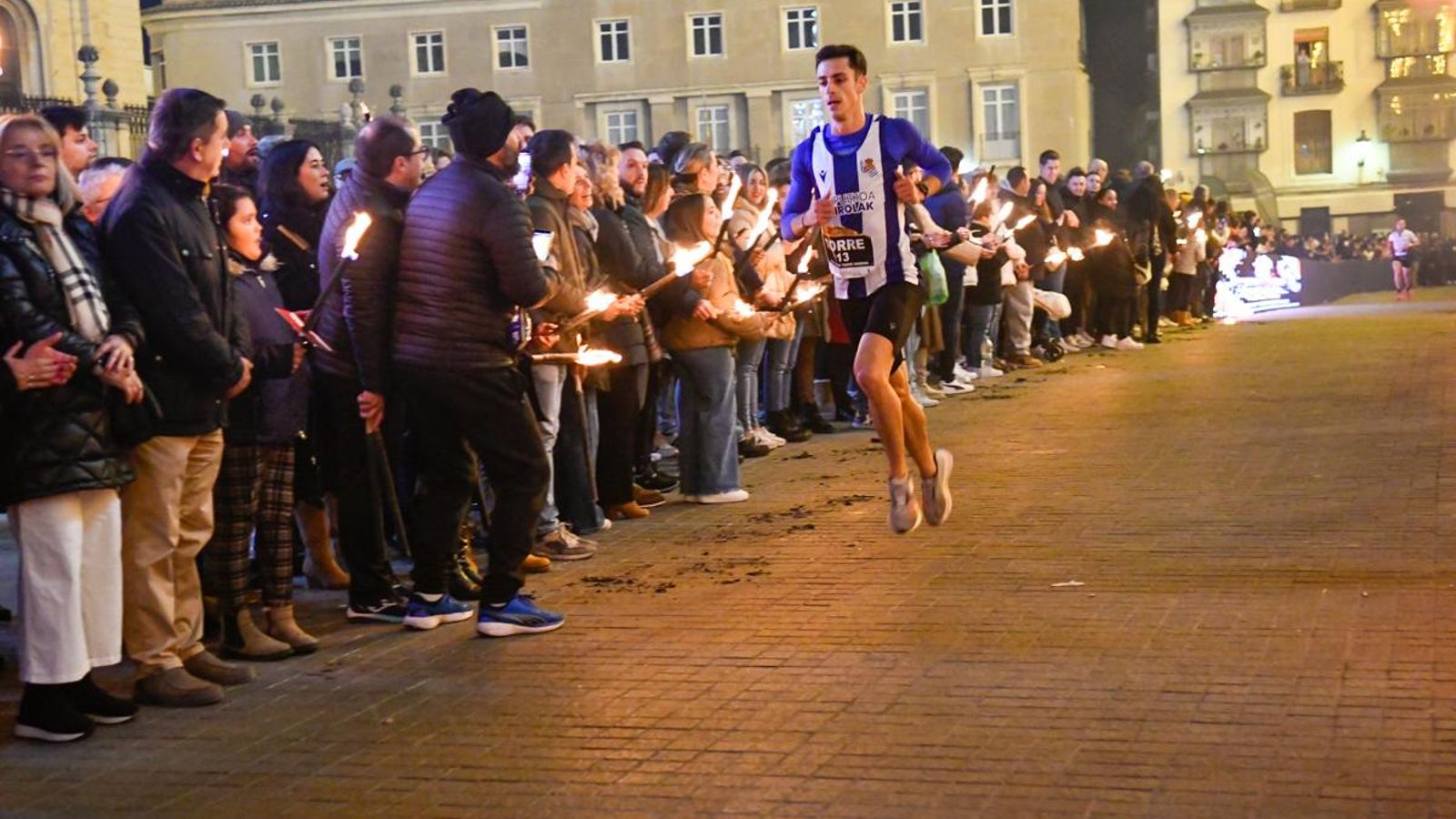 En imágenes: la élite del atletismo mundial despliega su calidad en la Carrera de San Antón de Jaén
