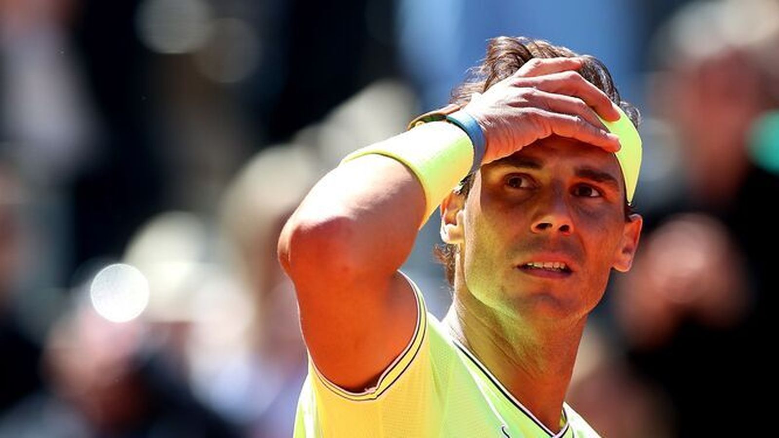 Rafa Nadal, K.O de cuatro a seis semanas por una fisura en las costillas