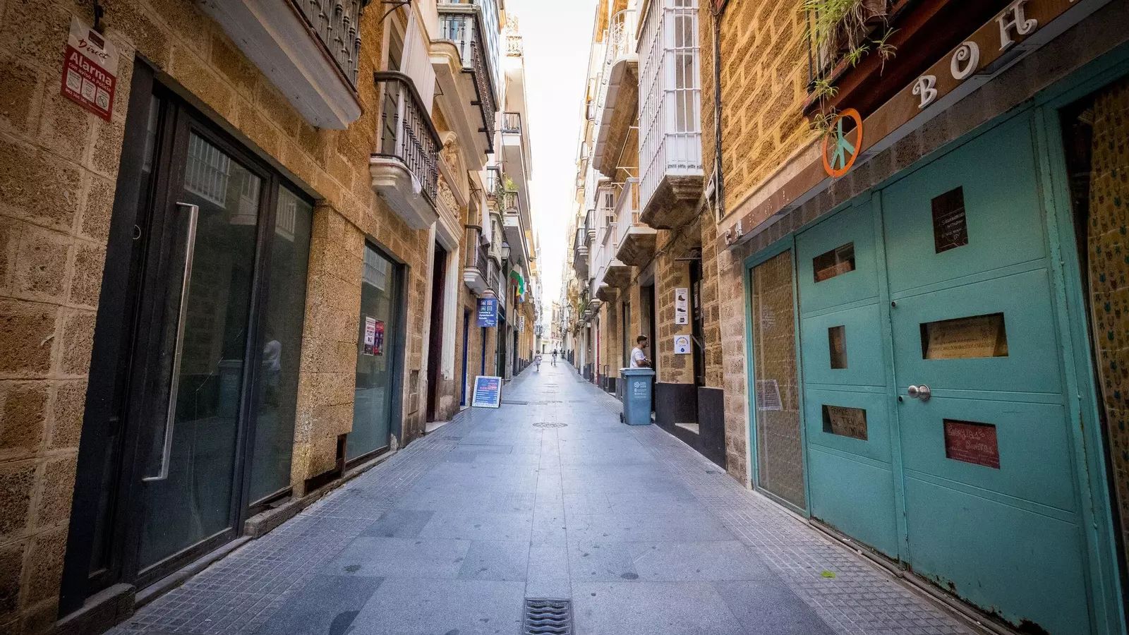 Los comerciantes del centro de Cádiz celebran el éxito de la Ruta de la Tapa del Orgullo