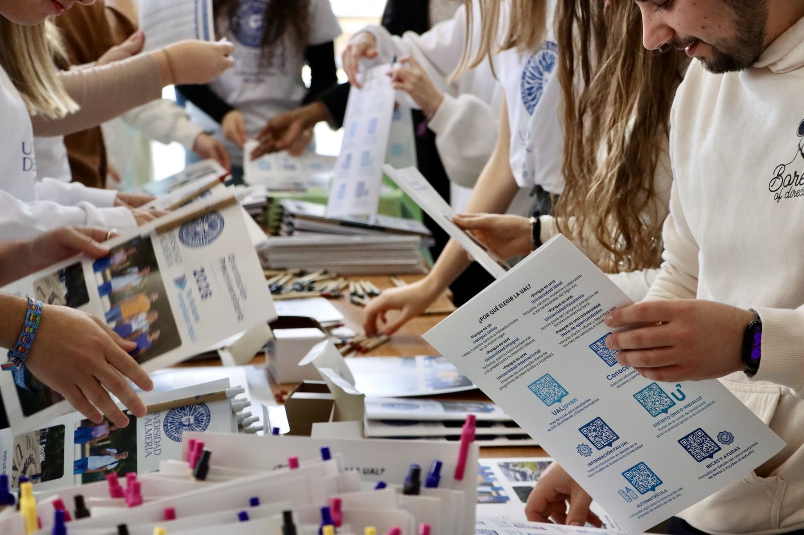 Las imagenes de la visita del alumnado  de 4º de ESO a la UAL