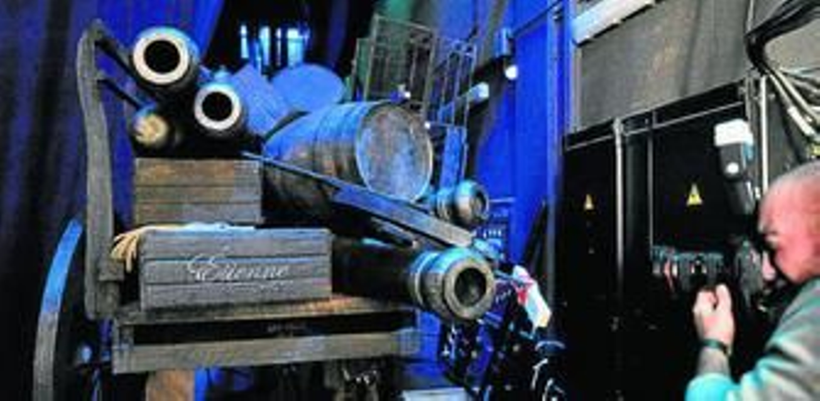 Actores de 'Los Miserables' ensayan, hace unas semanas, una escena del emblemático musical.