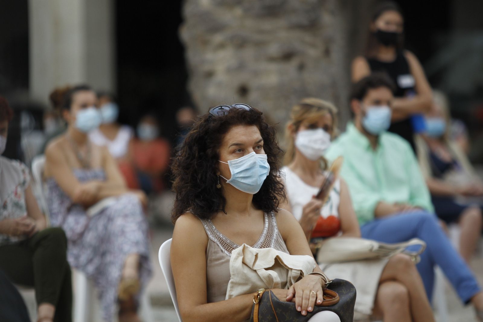 Fotogalería El Diario de los Libros, con el escritor Javier Sierra.