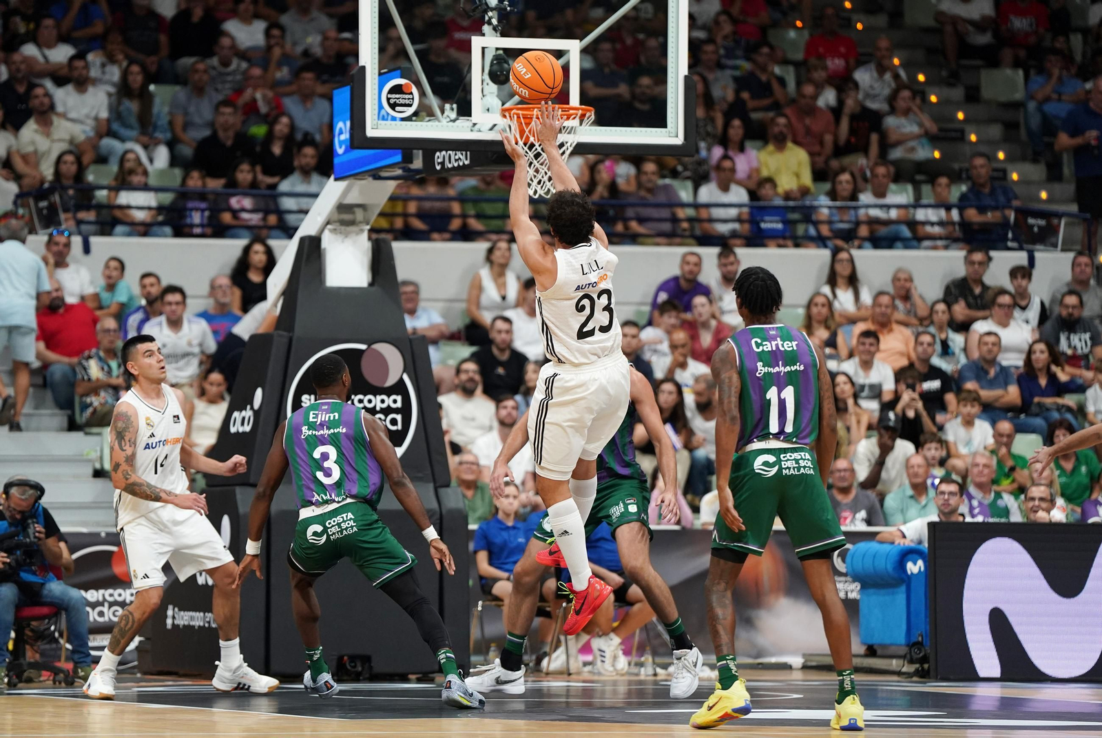 El Real Madrid - Unicaja, final de la Supercopa, en fotos