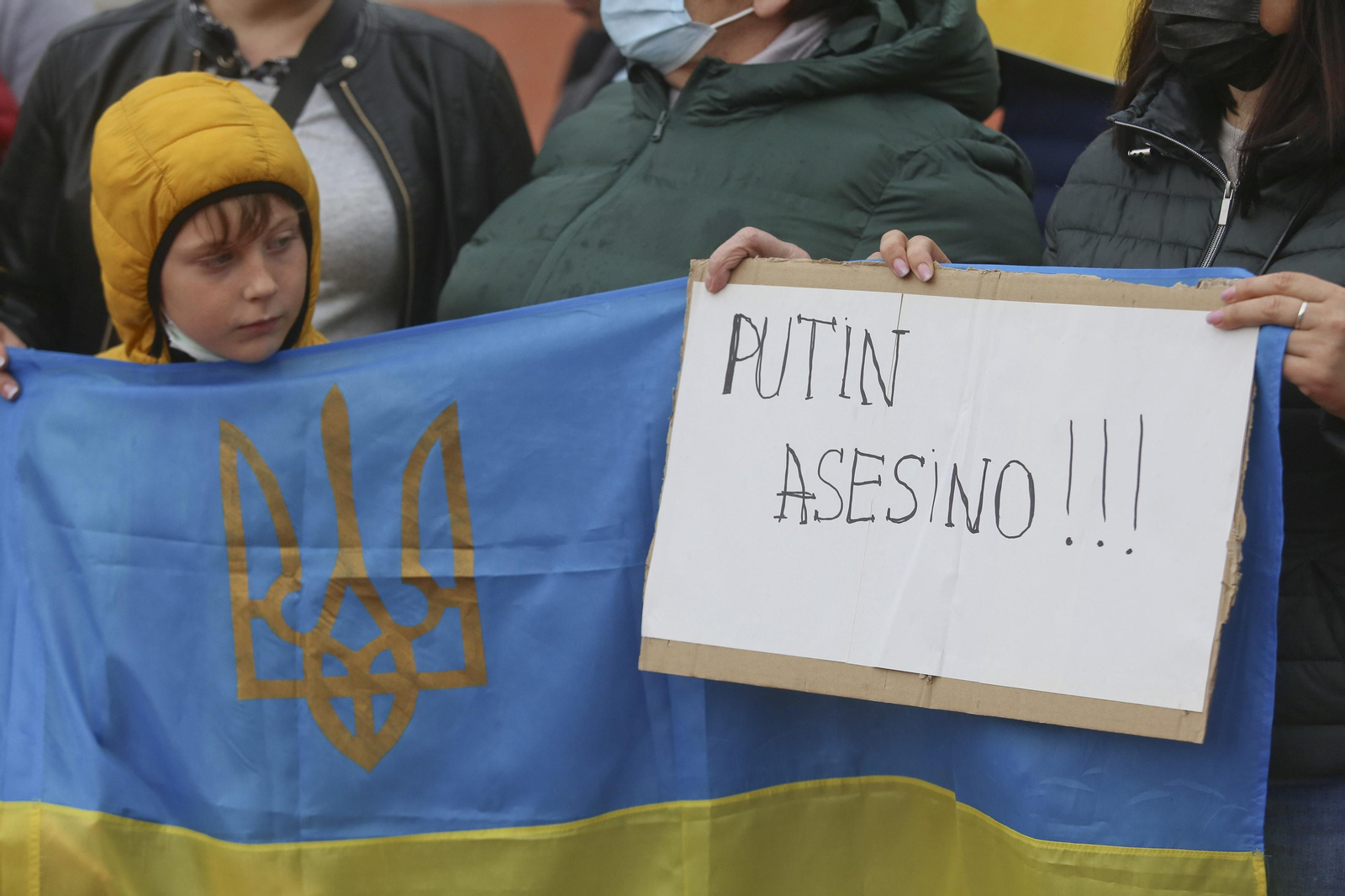 Las fotos de la concentración en Málaga para implorar la paz