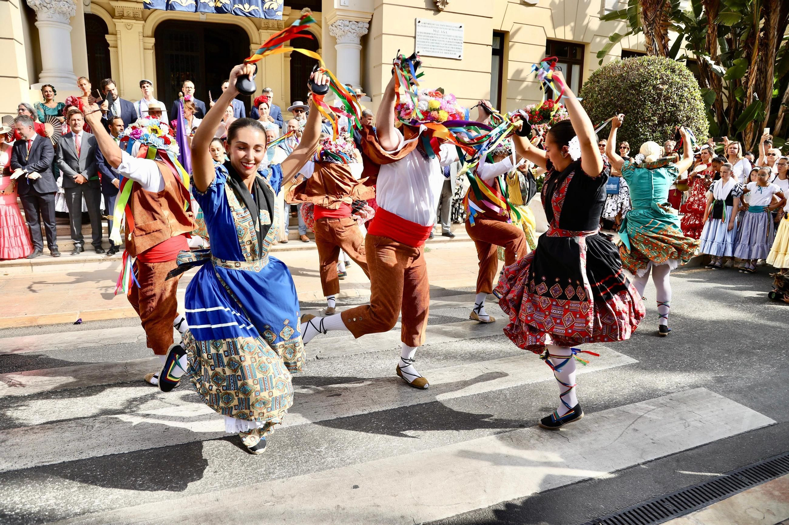La Romería al Santuario de la Victoria que inicia la Feria de Málaga, en fotos