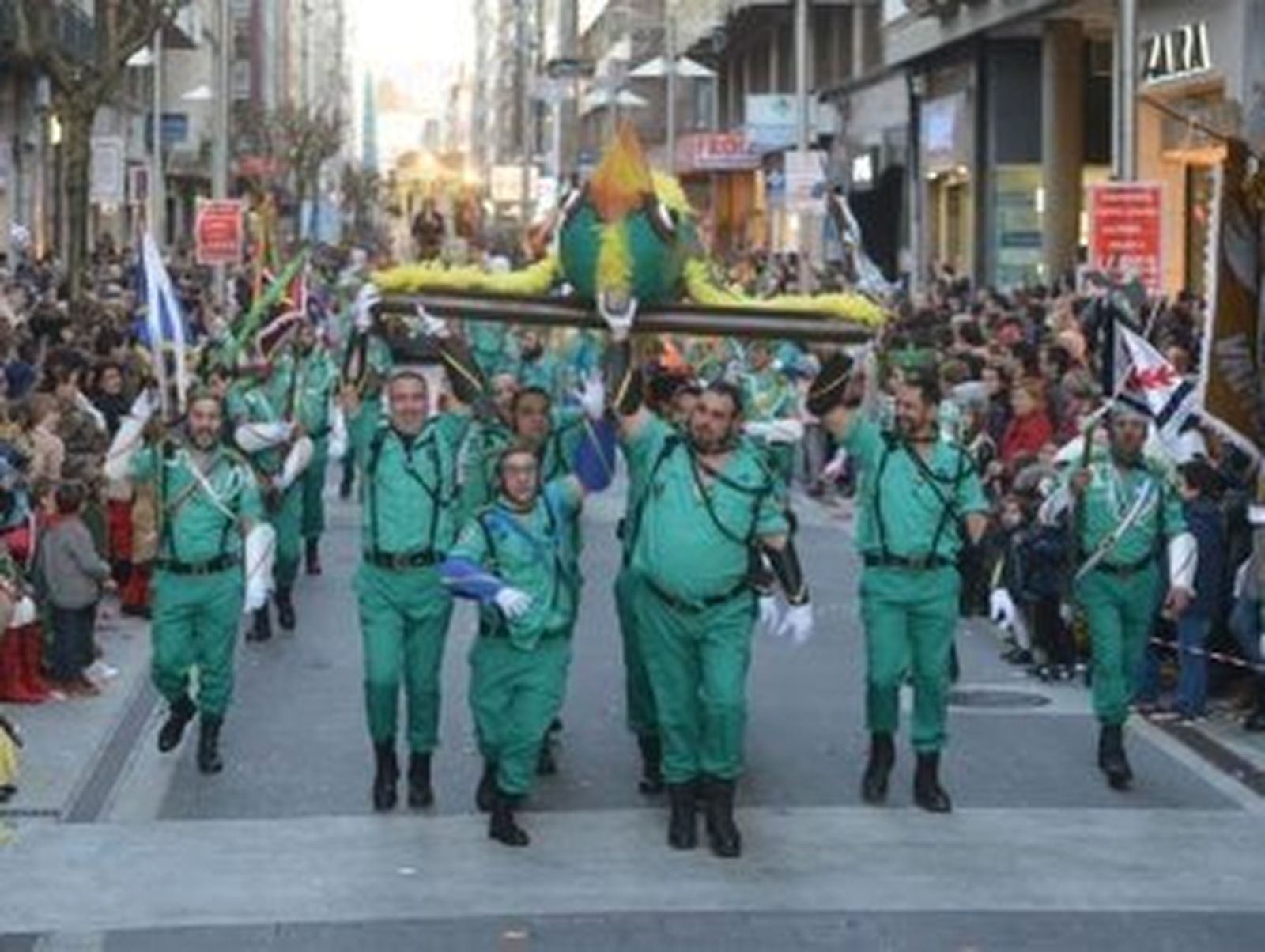 Denuncian una parodia del desfile de la Legión en el carnaval de Pontevedra