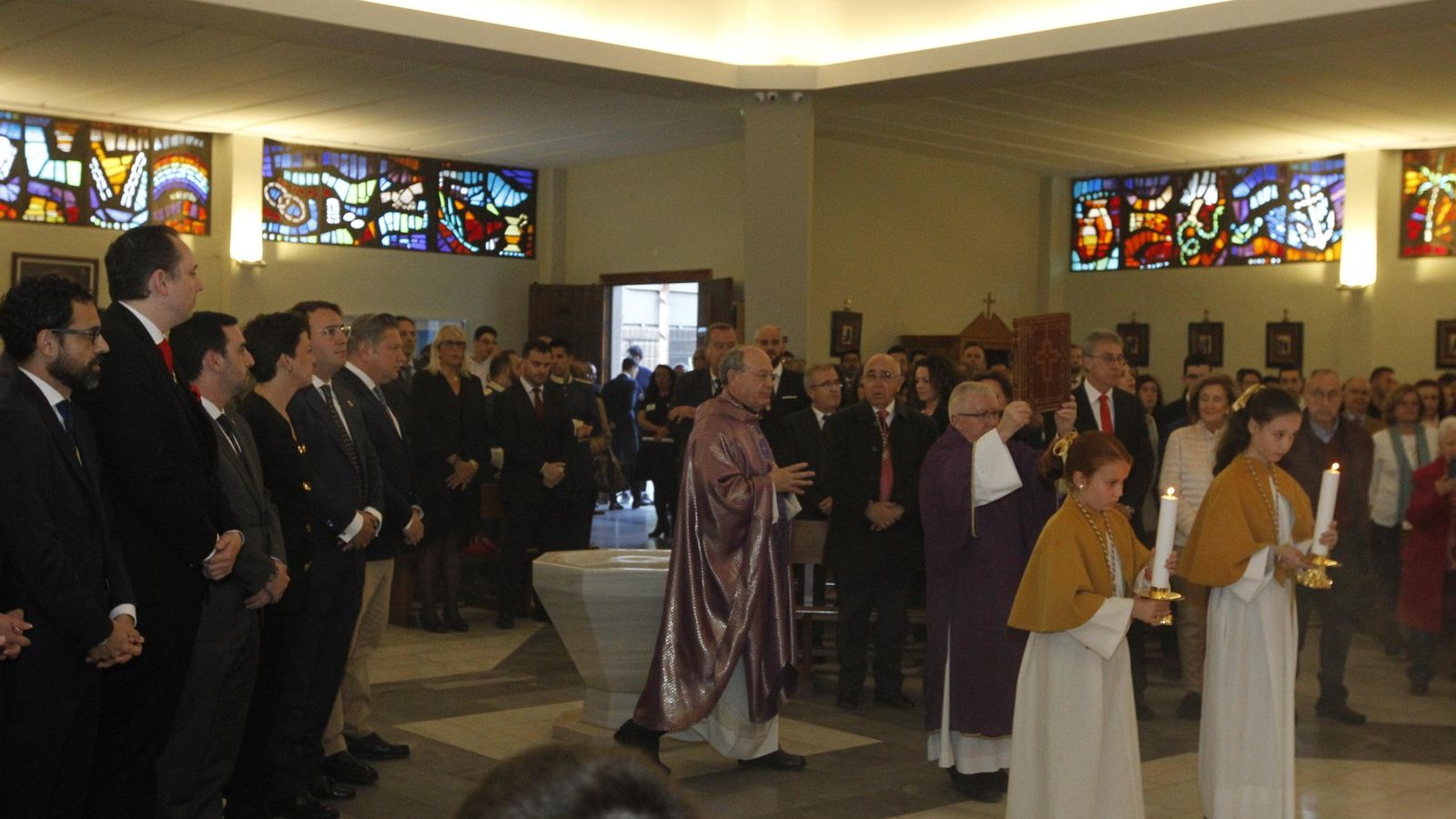 La parroquia presentó un 'lleno absoluto' para presenciar este acto.