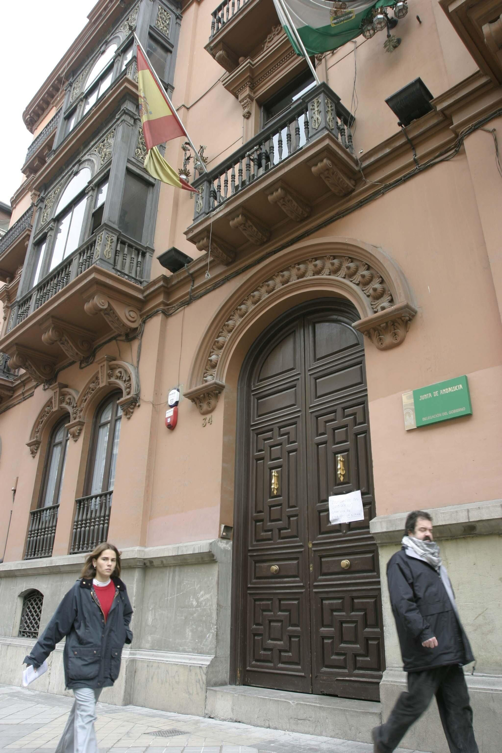 Segunda oportunidad para cambiar de uso la antigua sede de la Junta en Granada en Gran Vía 34