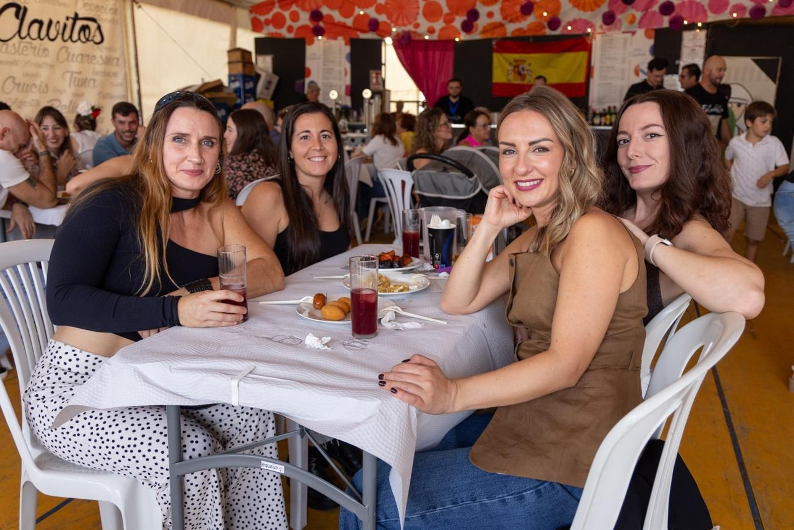 El ritmo no para en la Feria de San Lucas