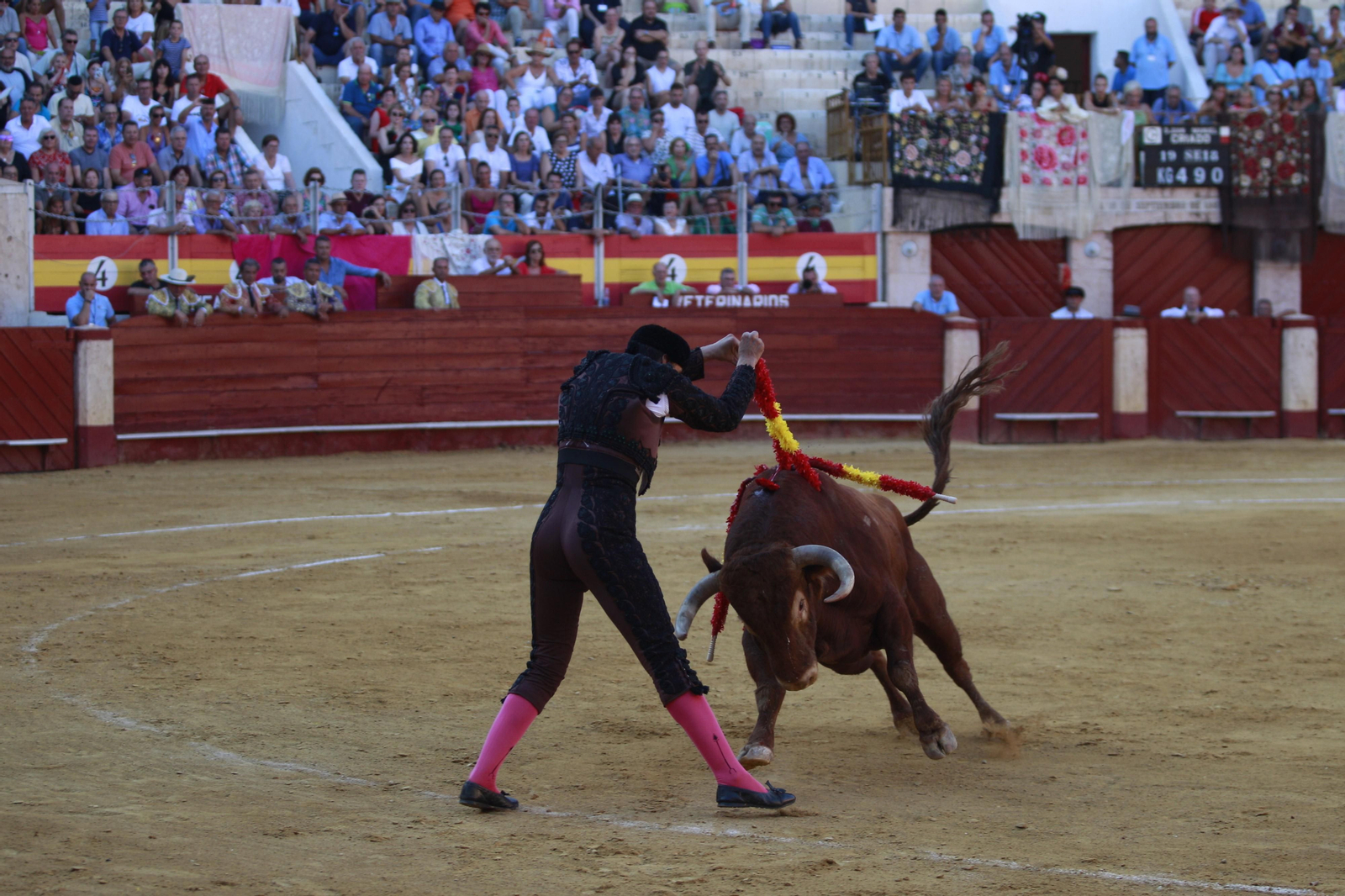 Triunfo del diestro Emilio de Justo en la Corrida de Toros de la Feria de Almería 2023