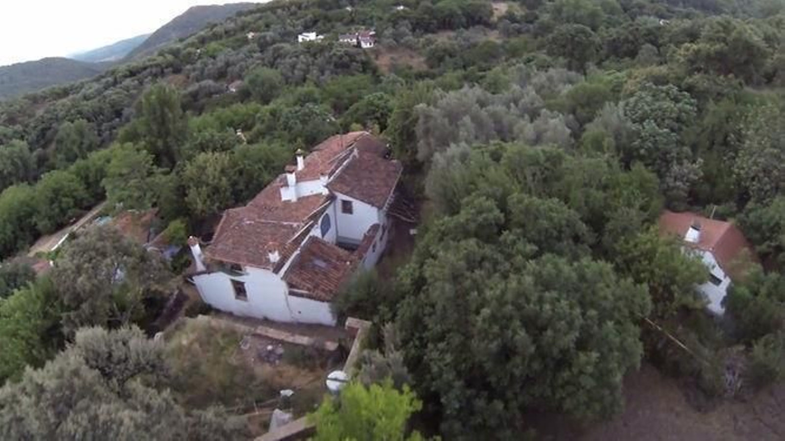 Aldea de El Calabacino en el municipio de Alájar.