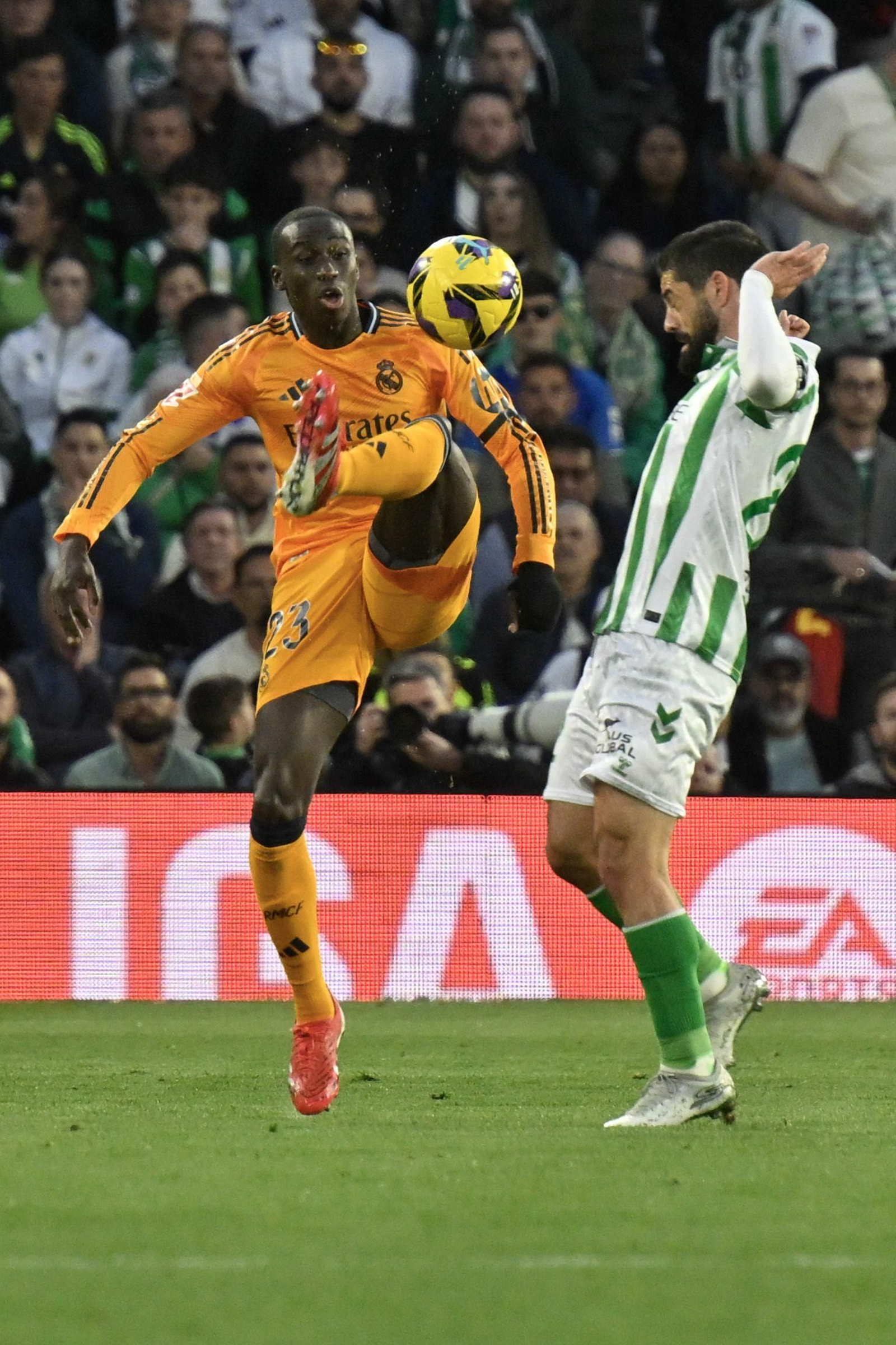 Recital de Isco para ganar a Brahim en el Betis-Madrid con dos goles malagueños