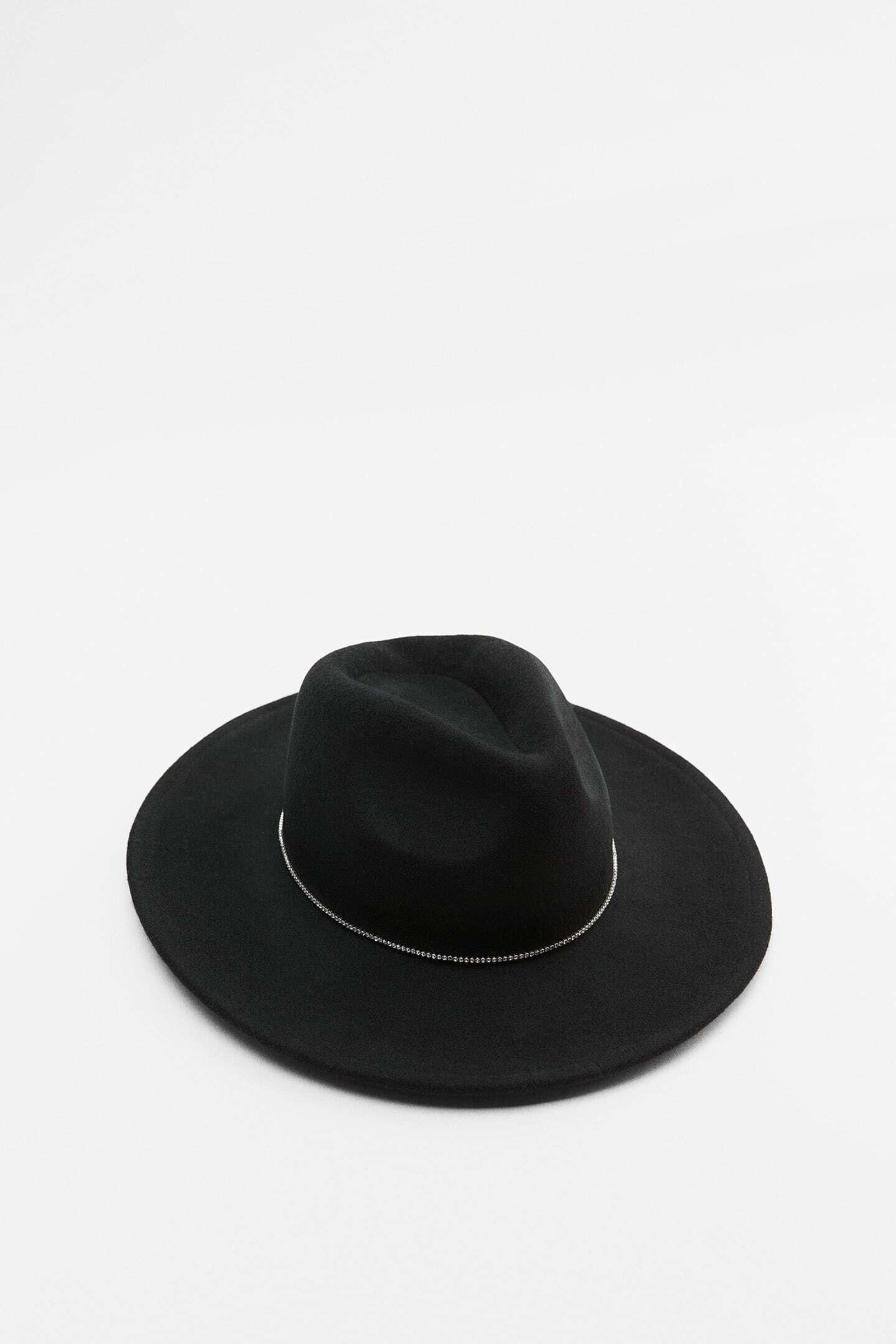 Sombrero de Zara.