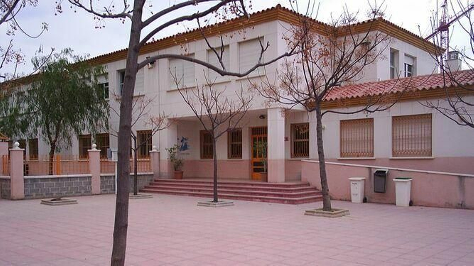 Un colegio de Fuengirola. Imagen de archivo. Un colegio de Fuengirola. Imagen de archivo.