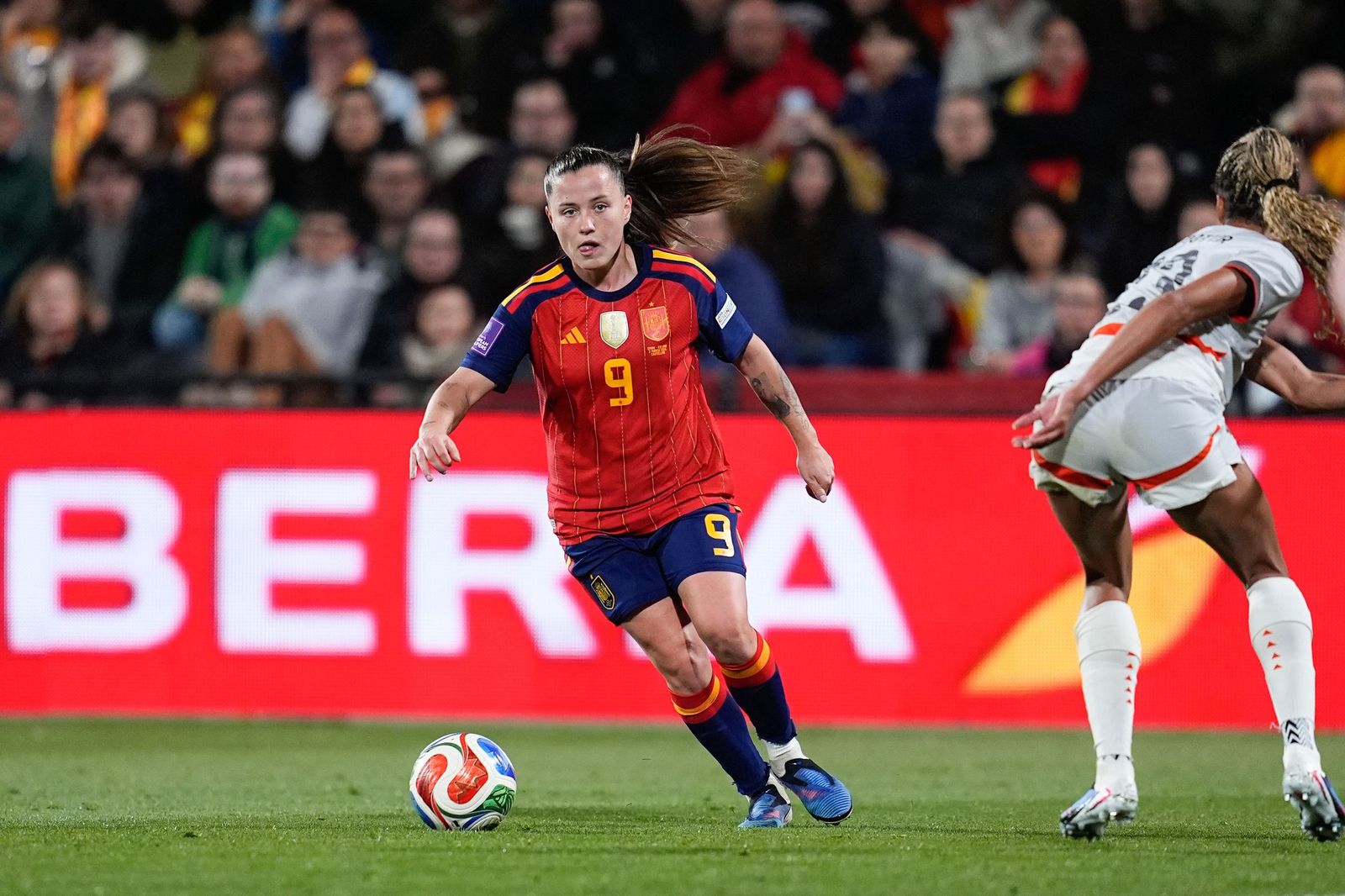 Las fotos del España-Islandia de fútbol femenino