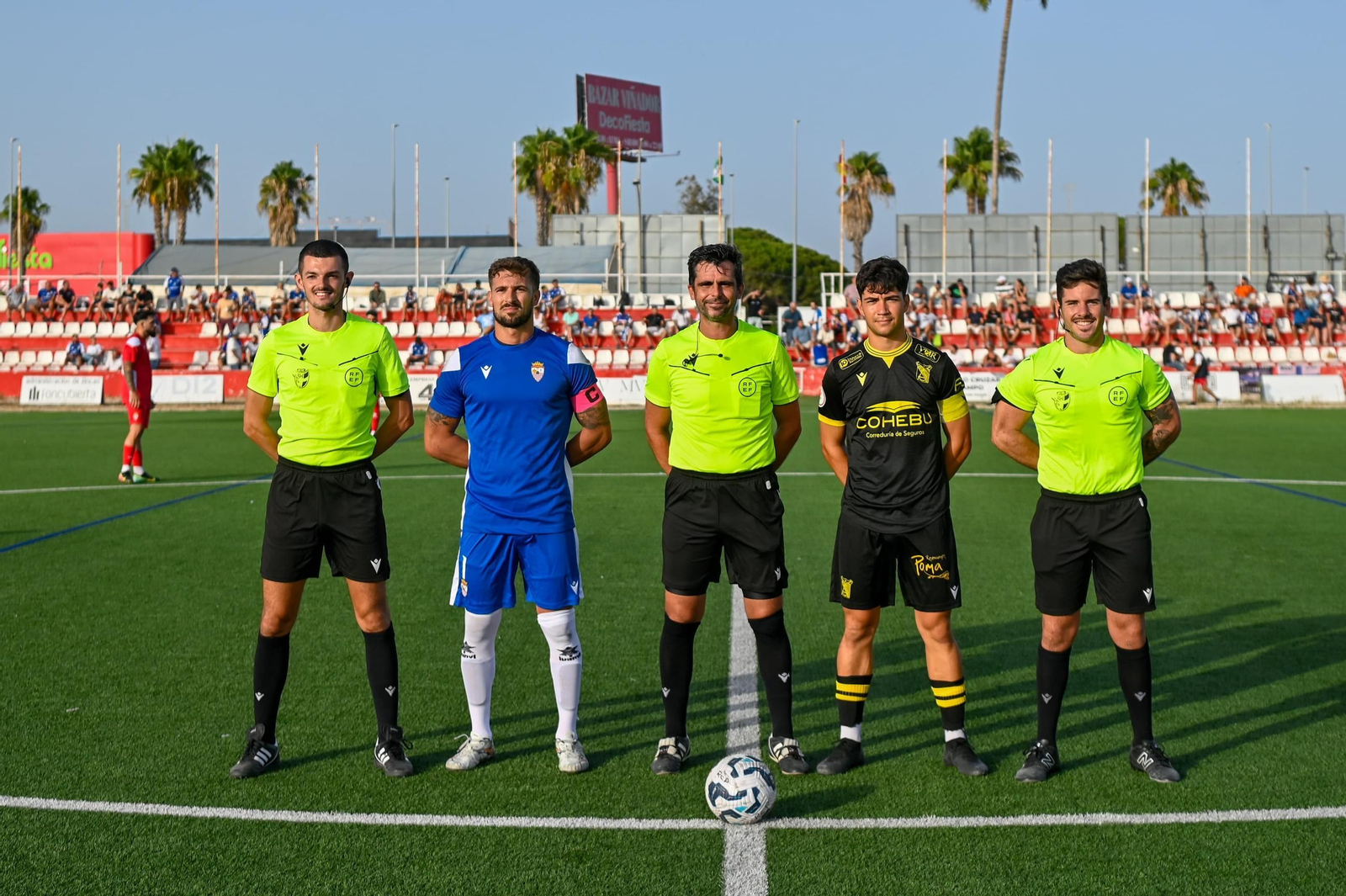 Imágenes del Racing Portuense-Atlético Sanluqueño del XLIX Trofeo Ciudad de El Puerto