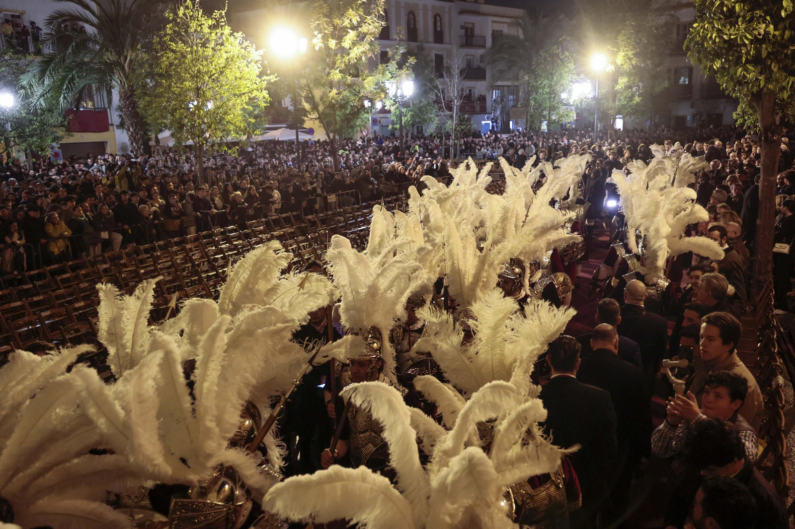Los Armaos de la Macarena visitan  al Gran Poder