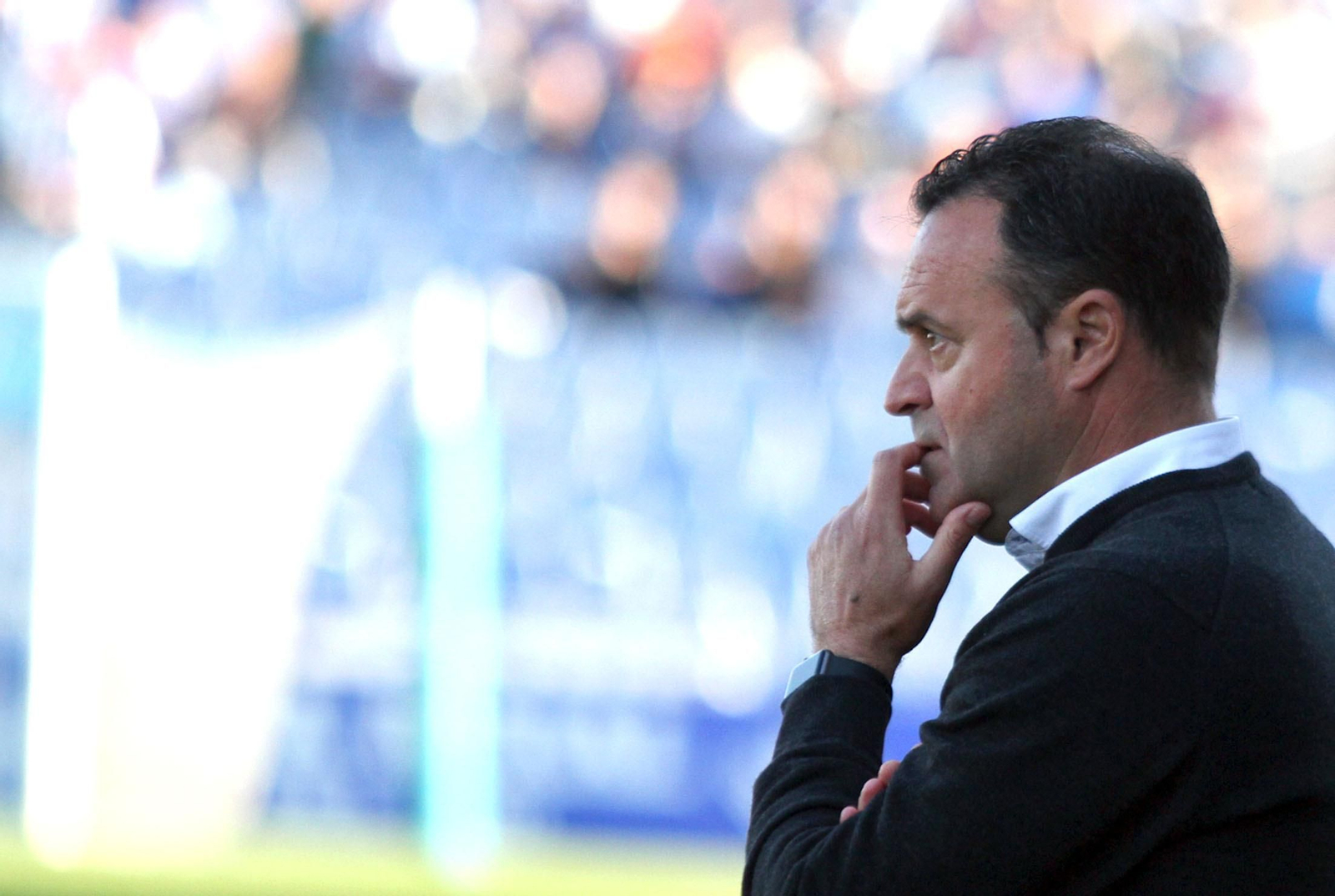 Salmerón sigue con atención un partido de la presente temporada.