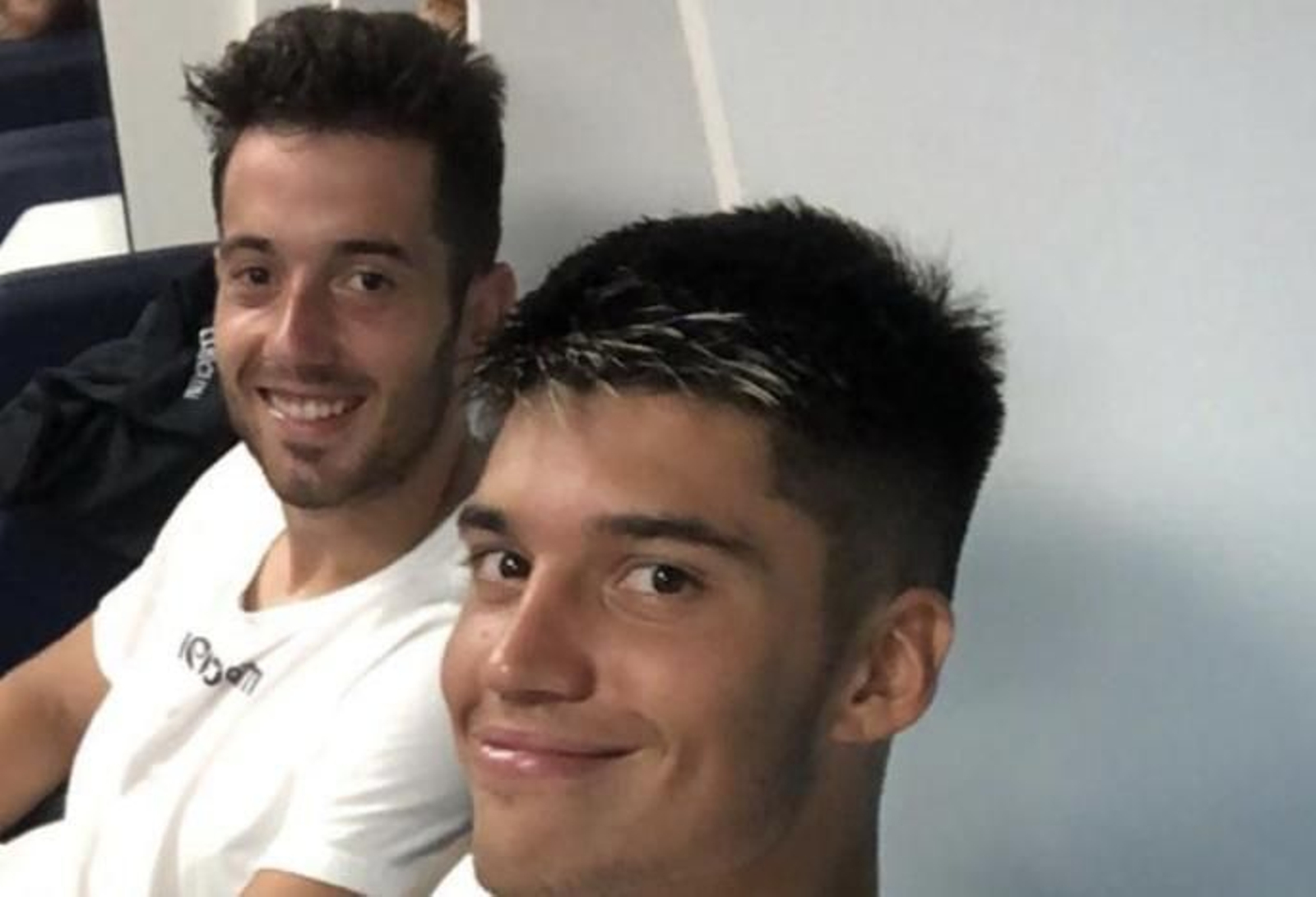 Jony con Correa, hoy, tras un entrenamiento de la Lazio. Jony con Correa, hoy, tras un entrenamiento de la Lazio.