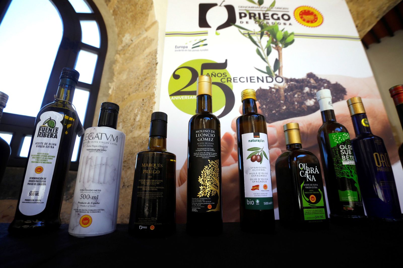 Botellas de aceite Denominación de Origen Priego de Córdoba.