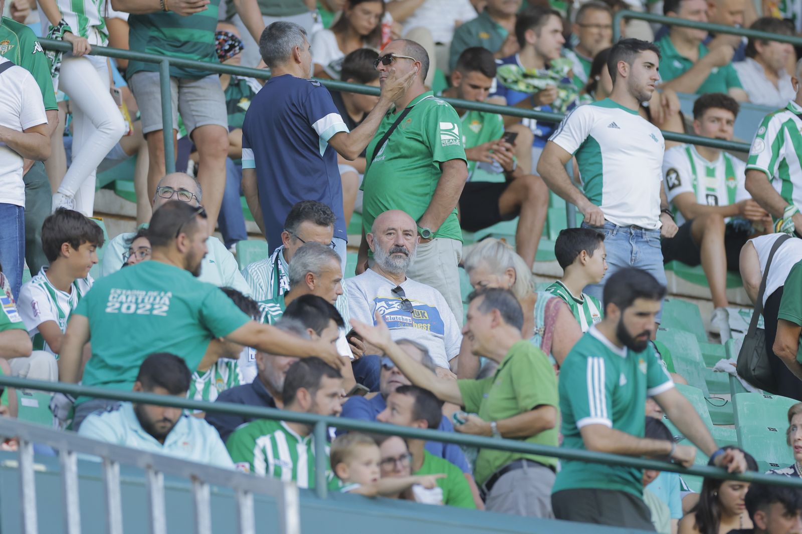 Búscate en la fotos del Betis-Sparta