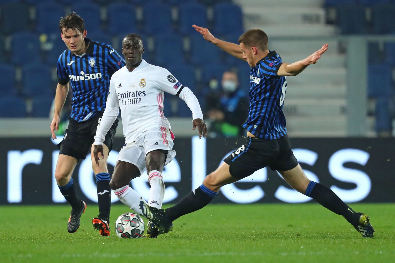 Mendy, clave en el partido con el Atalanta.