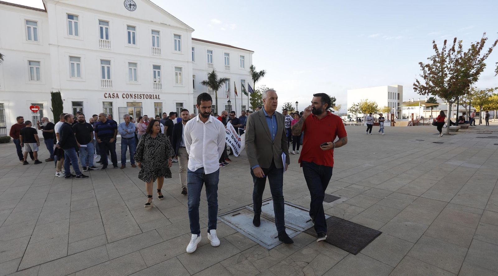 Asamblea de los trabajadores de la empresa Navec con Juan Carlos Ruiz Boix