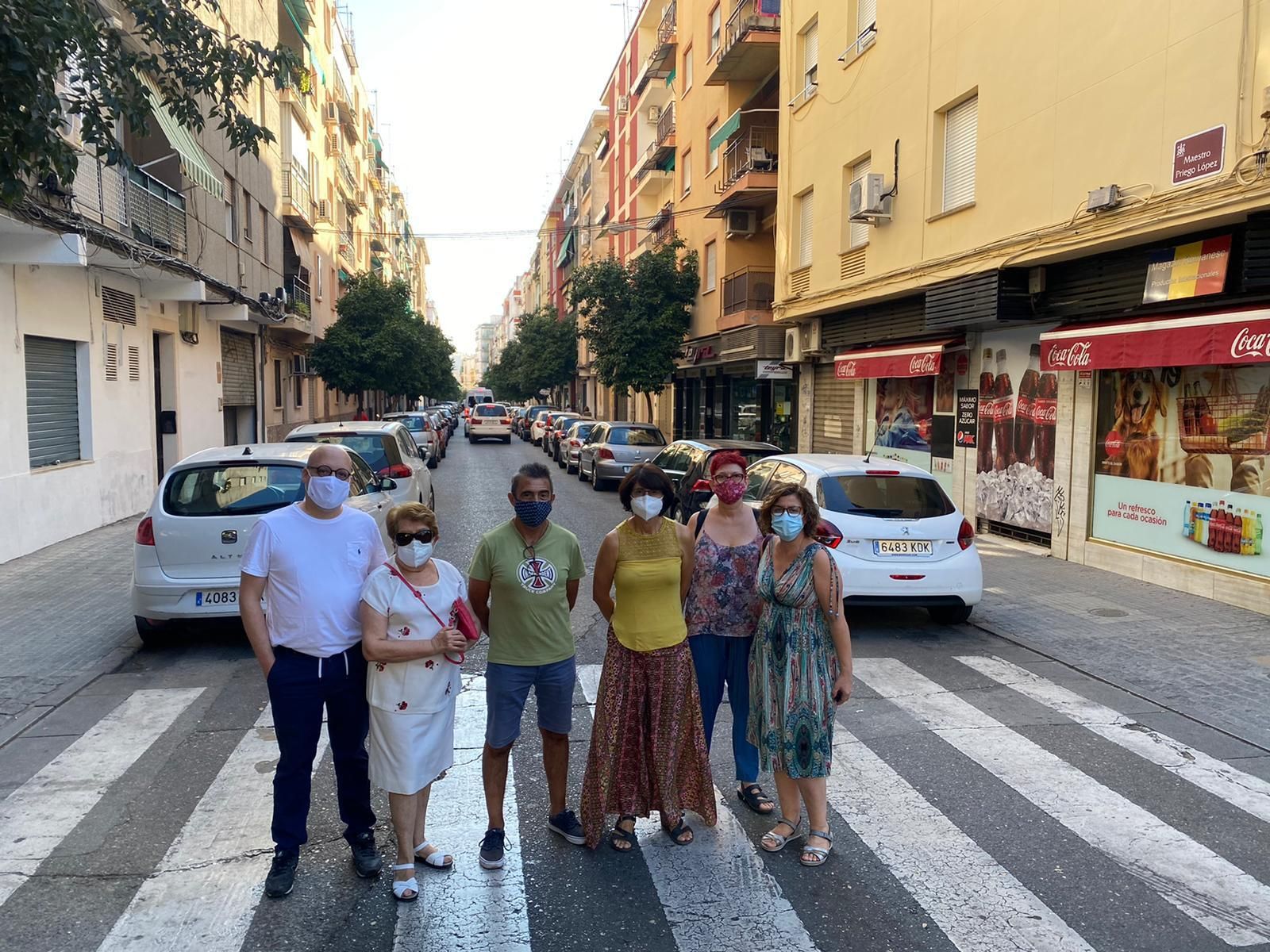 Reunión de Pernichi con vecinos de la zona.