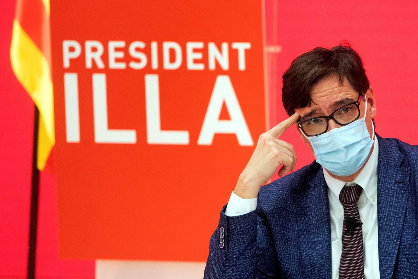 El candidato del PSC a la presidencia de la Generalitat, Salvador Illa, durante un acto electoral de la campaña catalana en Barcelona.