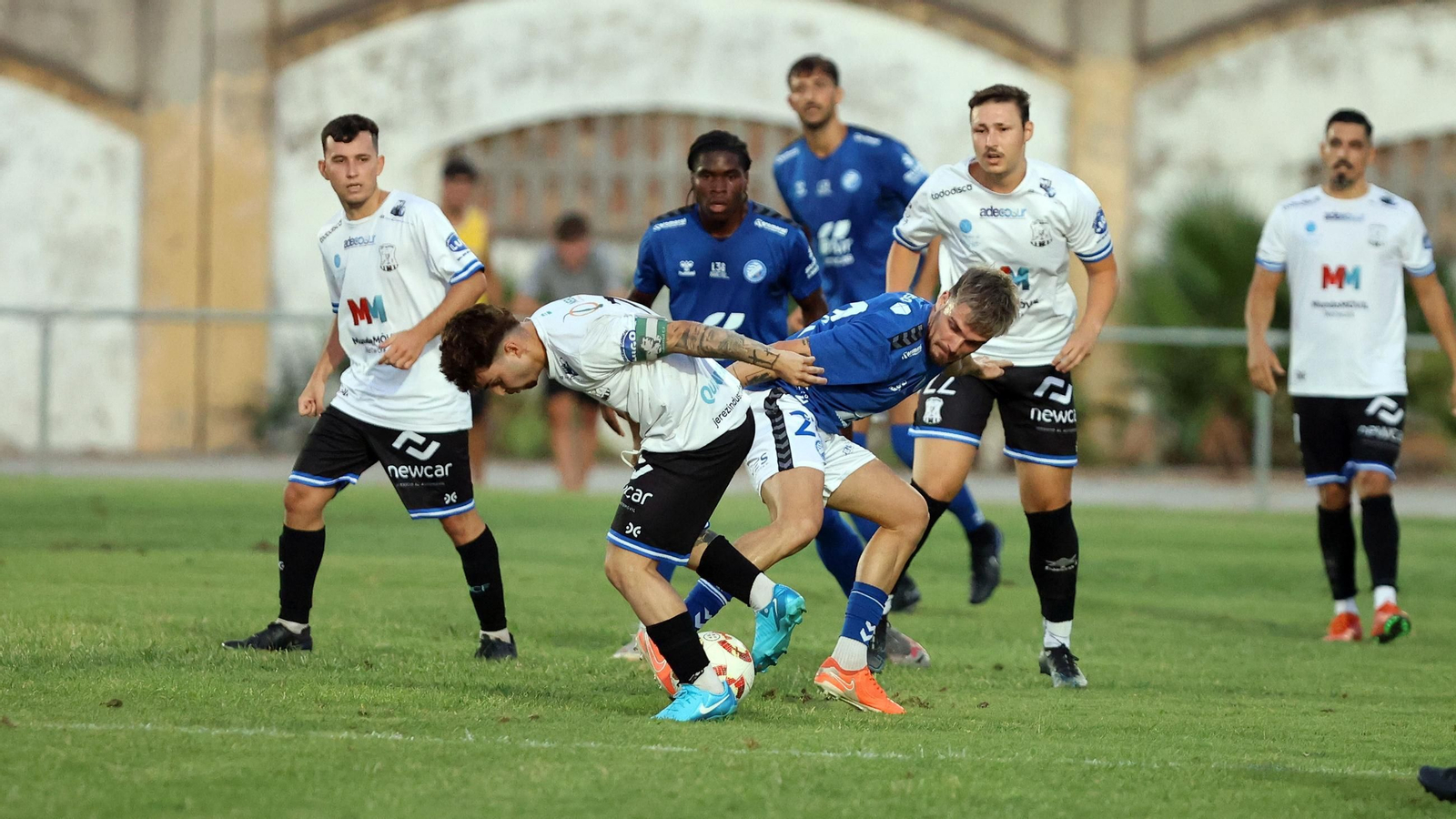 Imágenes del Trofeo de la Copa y la Venencia entre el Jerez Industrial y el Xerez DFC