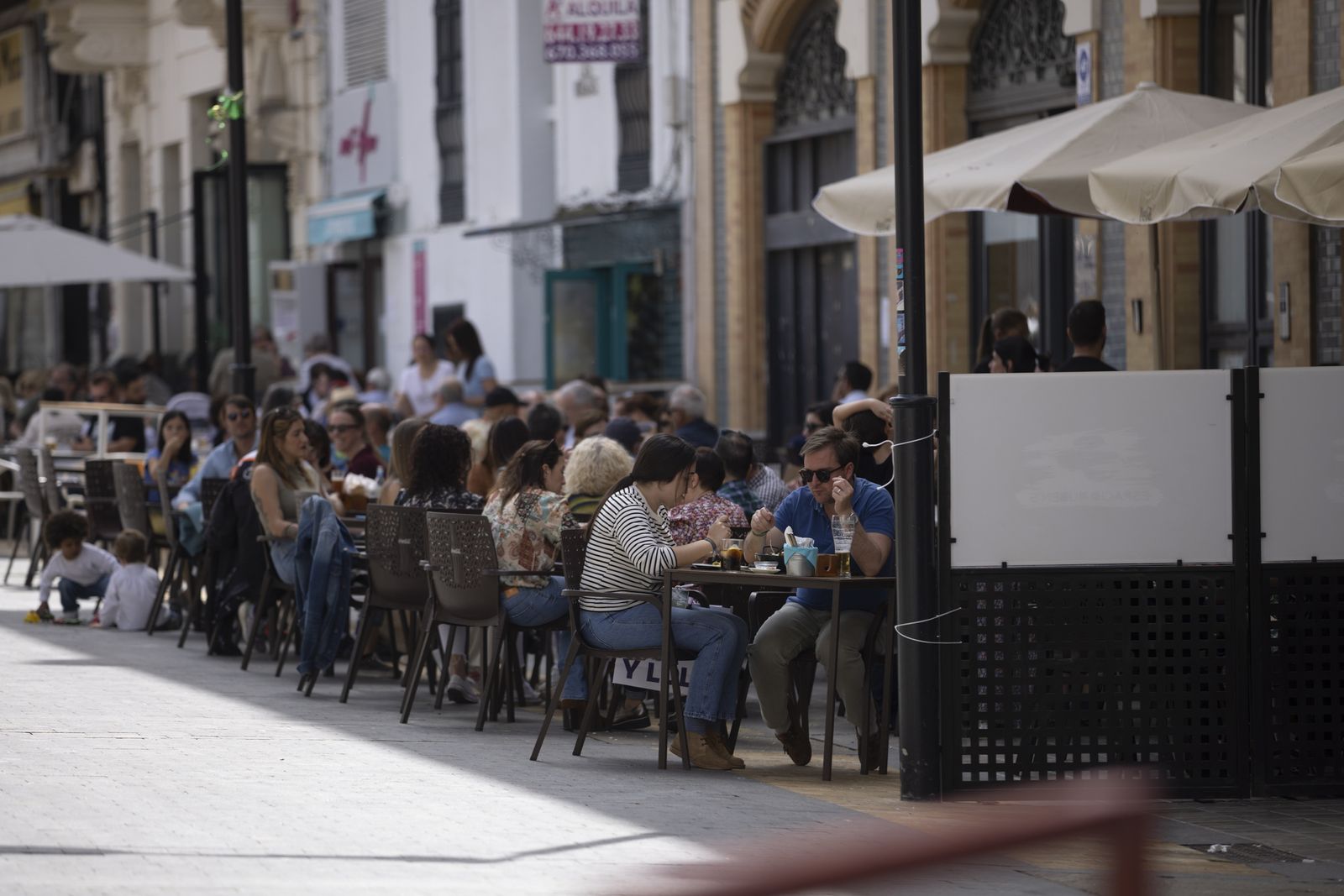 Imágenes del sábado 8 de abril en Huelva