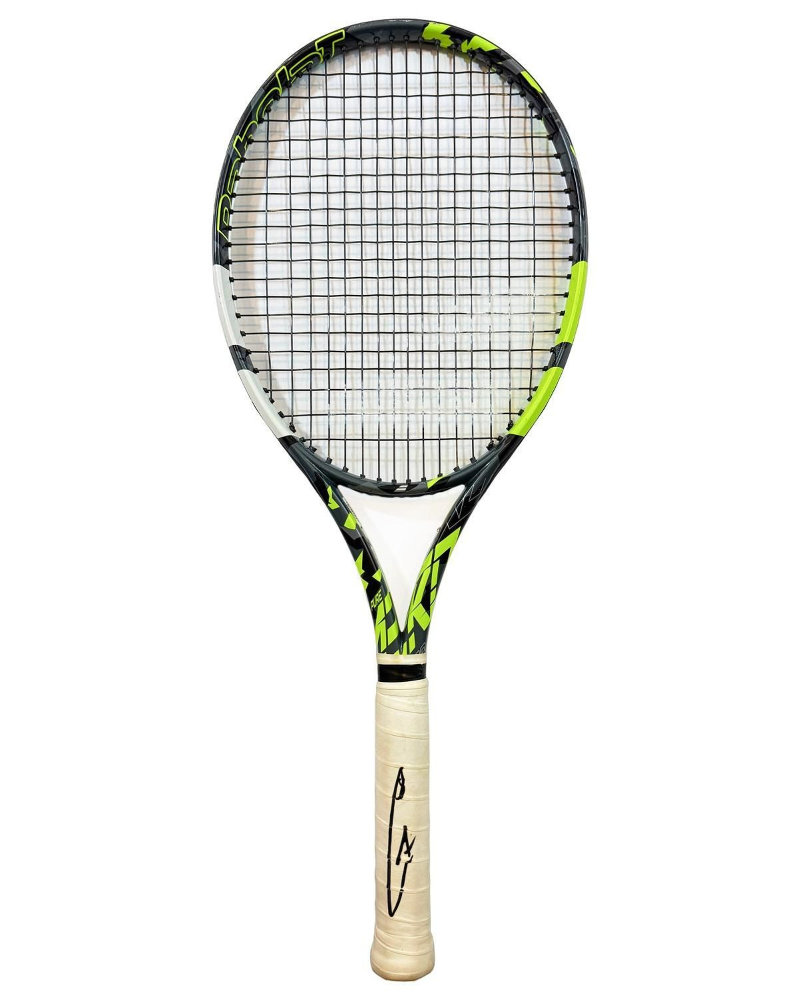 La raqueta de Carlos Alcaraz de la final de Wimbledon 2023