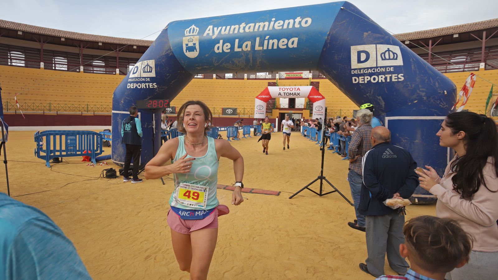 Fotos de la IX Carrera Cívico Militar 'Entre Dos Ciudades'