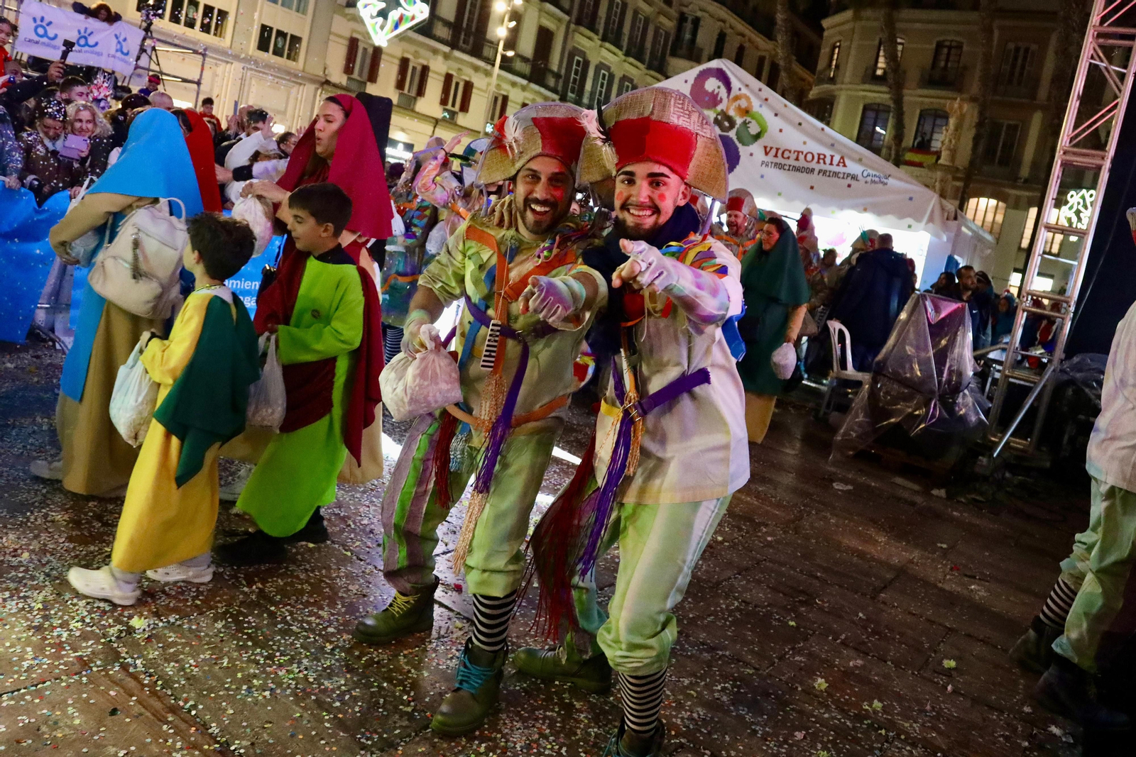 La Batalla de las Flores del Carnaval de Málaga 2024, en fotos
