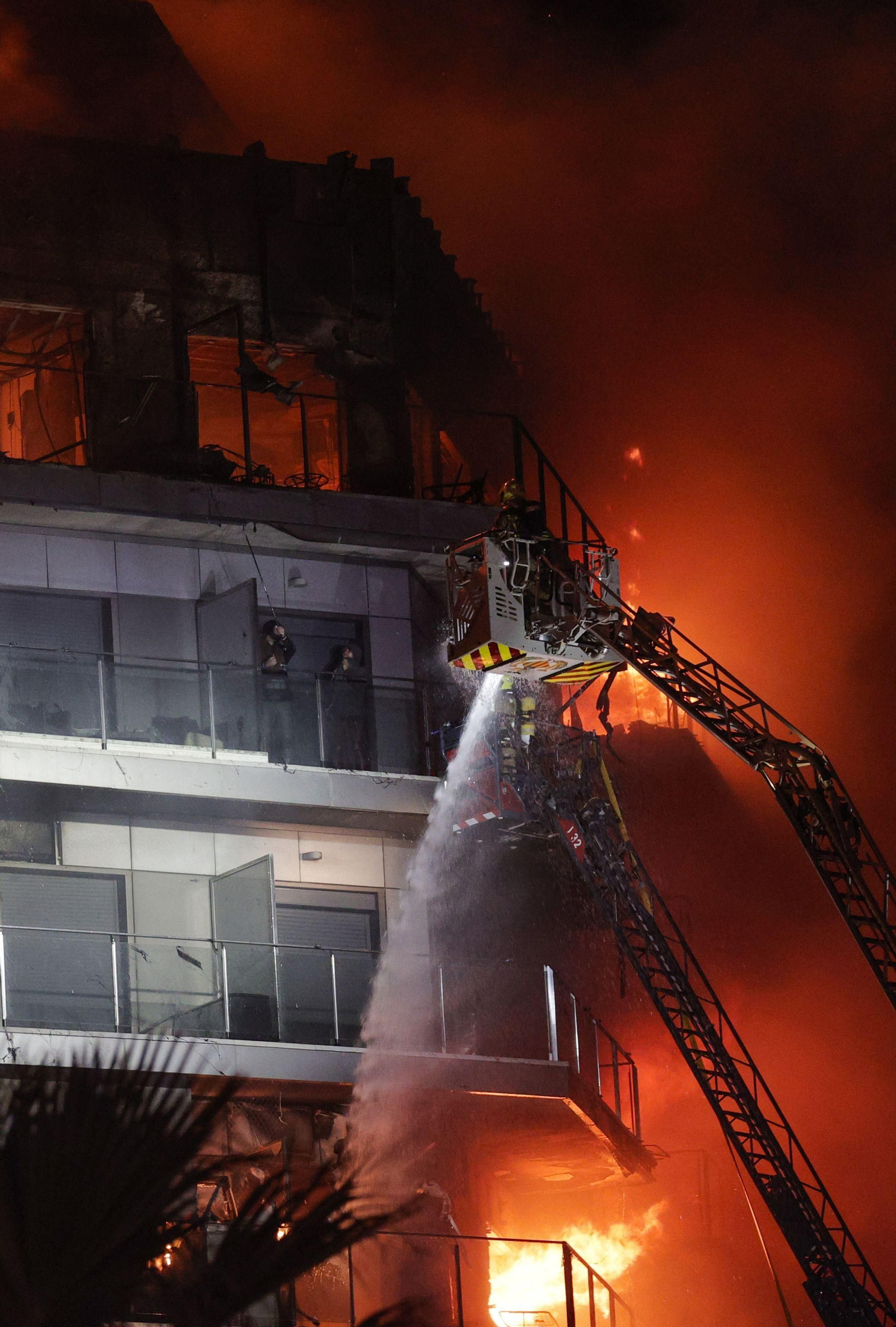Imágenes del incendio en Valencia Imágenes del incendio en Valencia