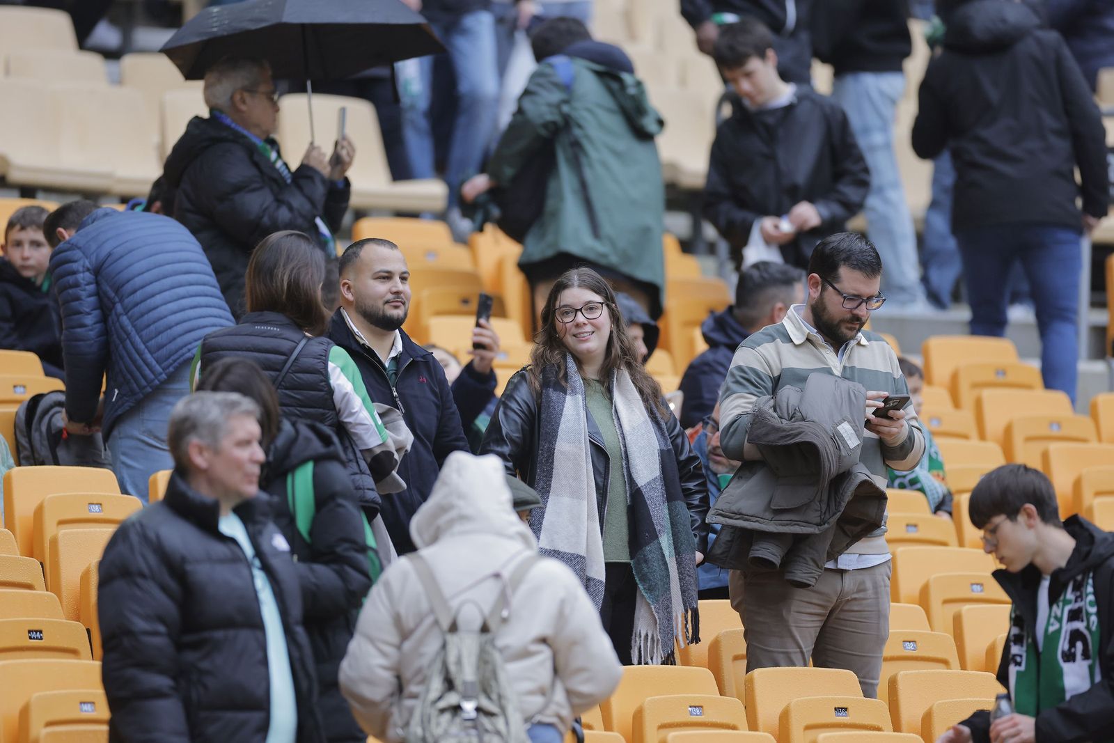 Búscate en las fotos del Betis - Valencia
