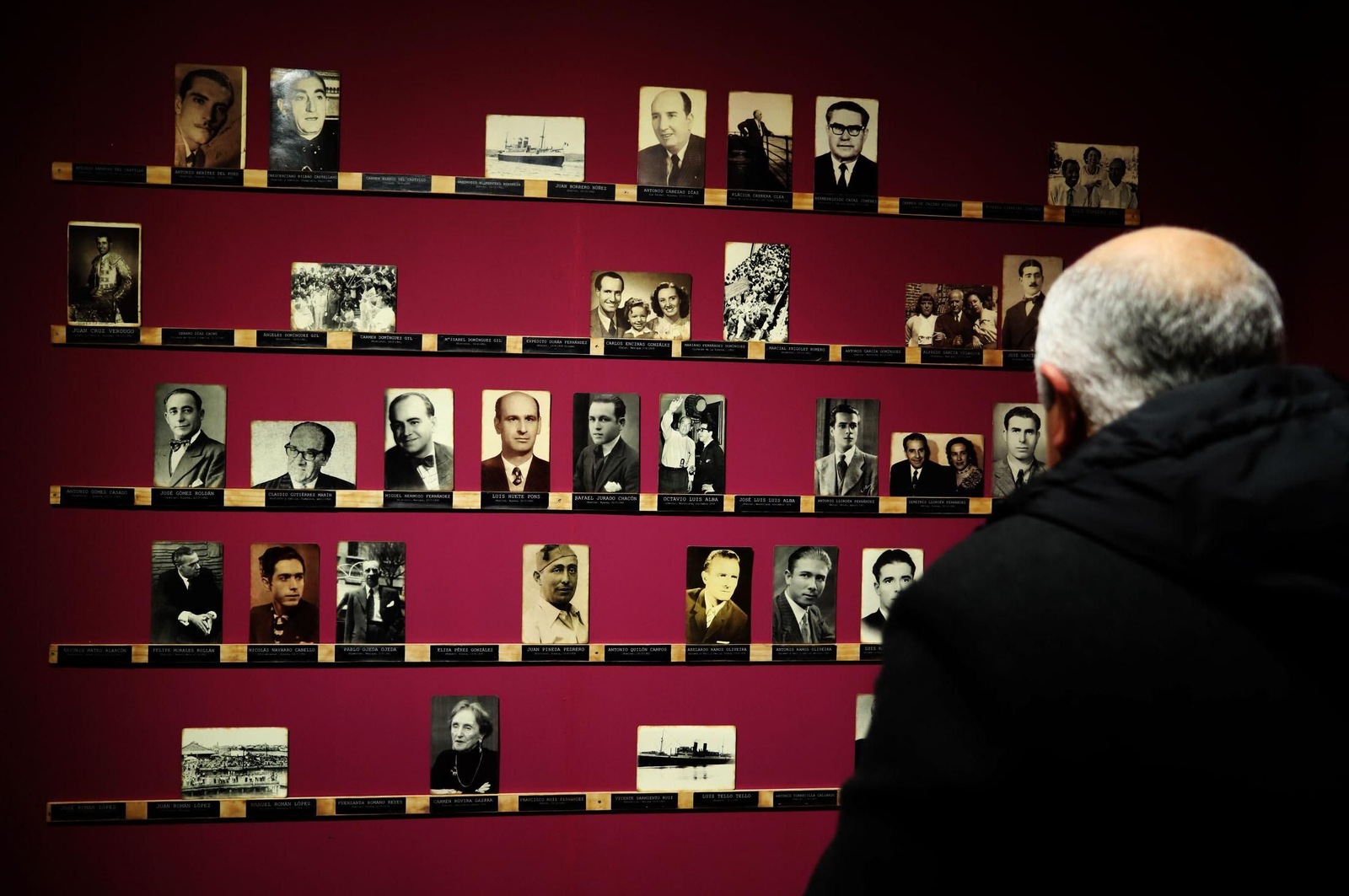 Imágenes de la exposición 'Mirada y Presencia. Obras del exilio republicano español en México'