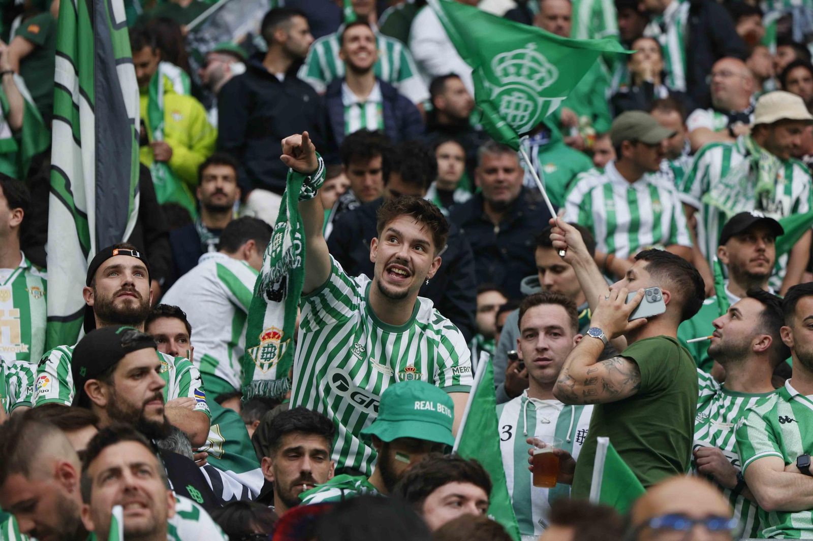 La afición del Betis en la final de la Conference League