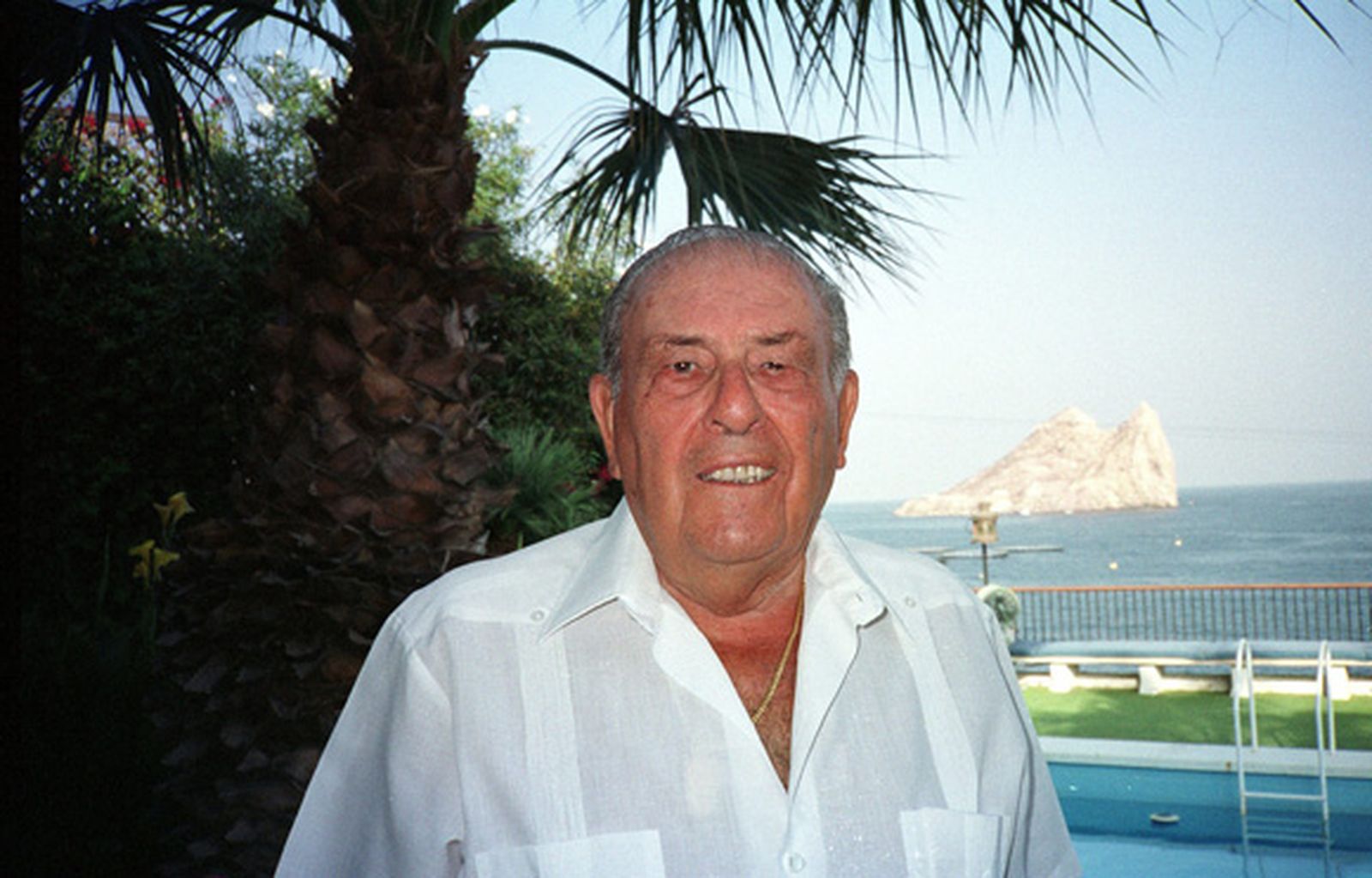 Fallece Alfonso Escámez, ex presidente del Banco Central