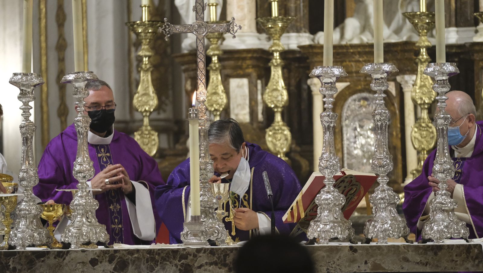 Fotogalería segundo día de triduo a San José. Catedral de Almería.