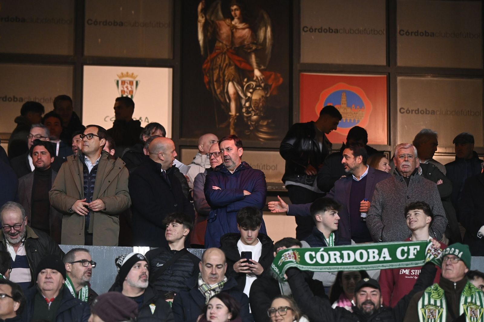 Las fotos del espectacular ambiente en El Arcángel en el derbi andaluz entre Córdoba CF y Málaga