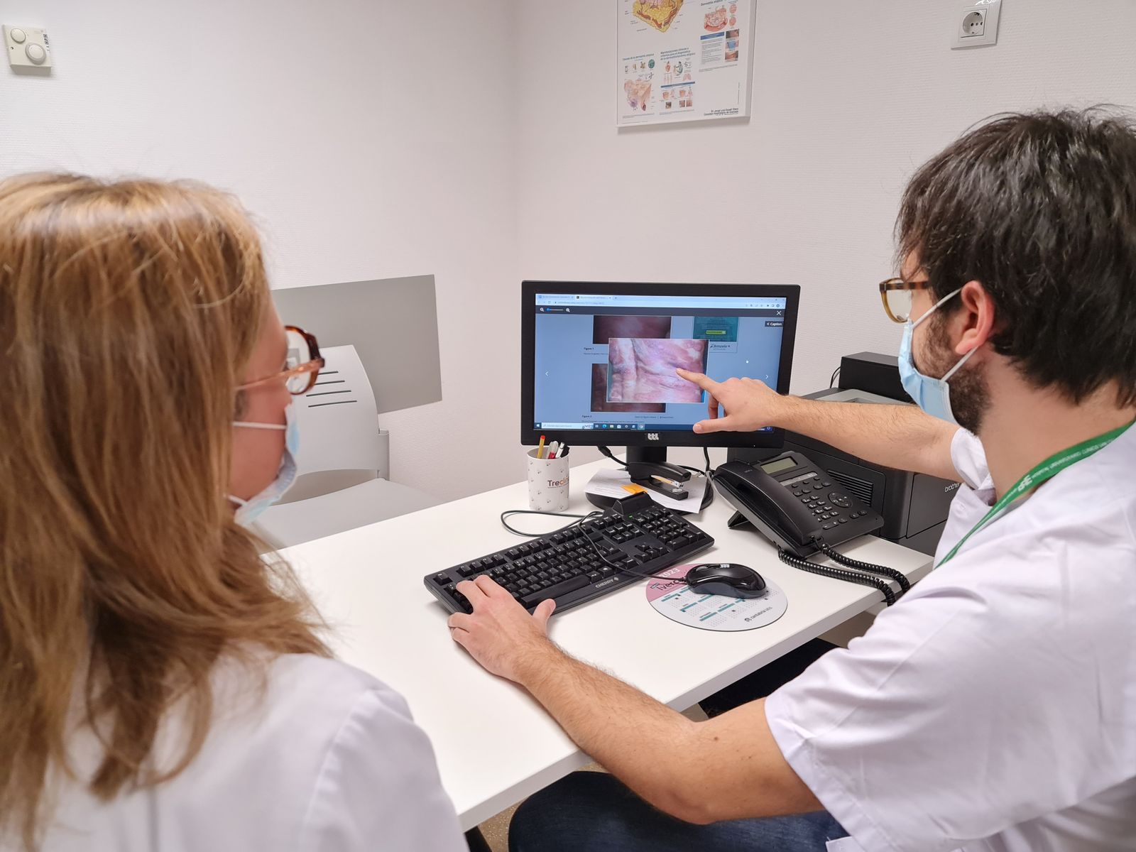Imagen de la consulta de linfoma cutáneo desarrollada en el Hospital San Cecilio de Granada