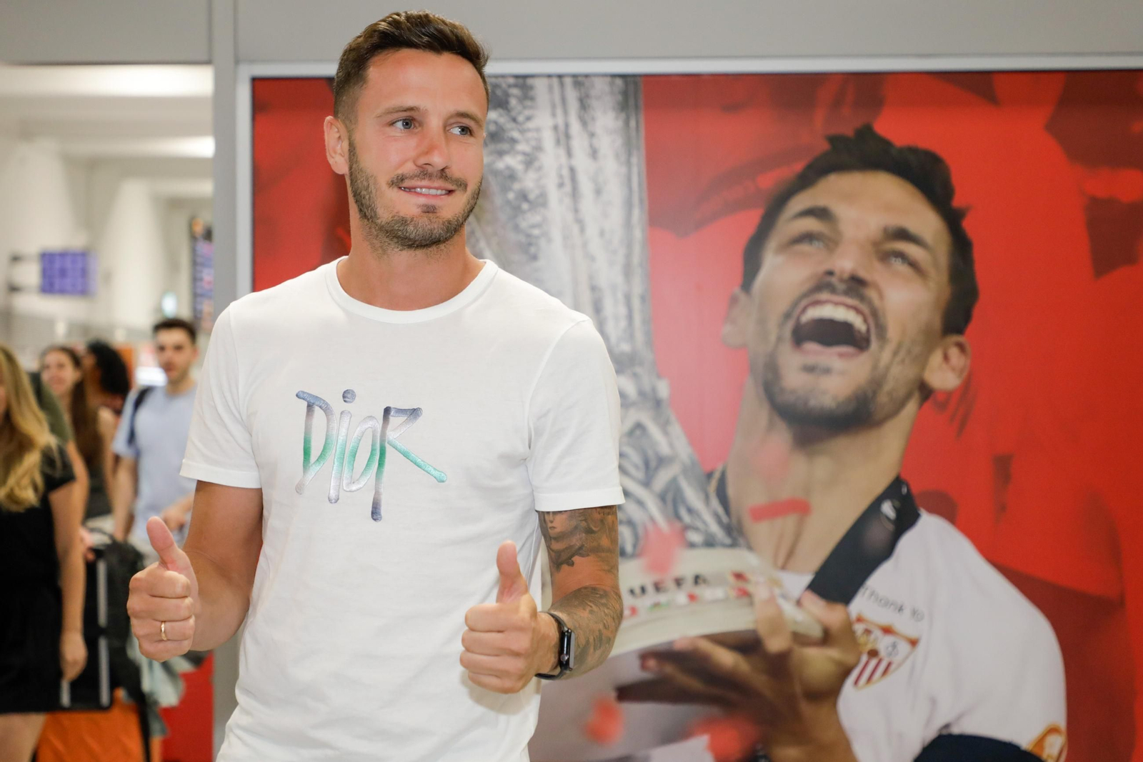Las fotos del pobrísimo paso de Saúl Ñíguez por el Sevilla