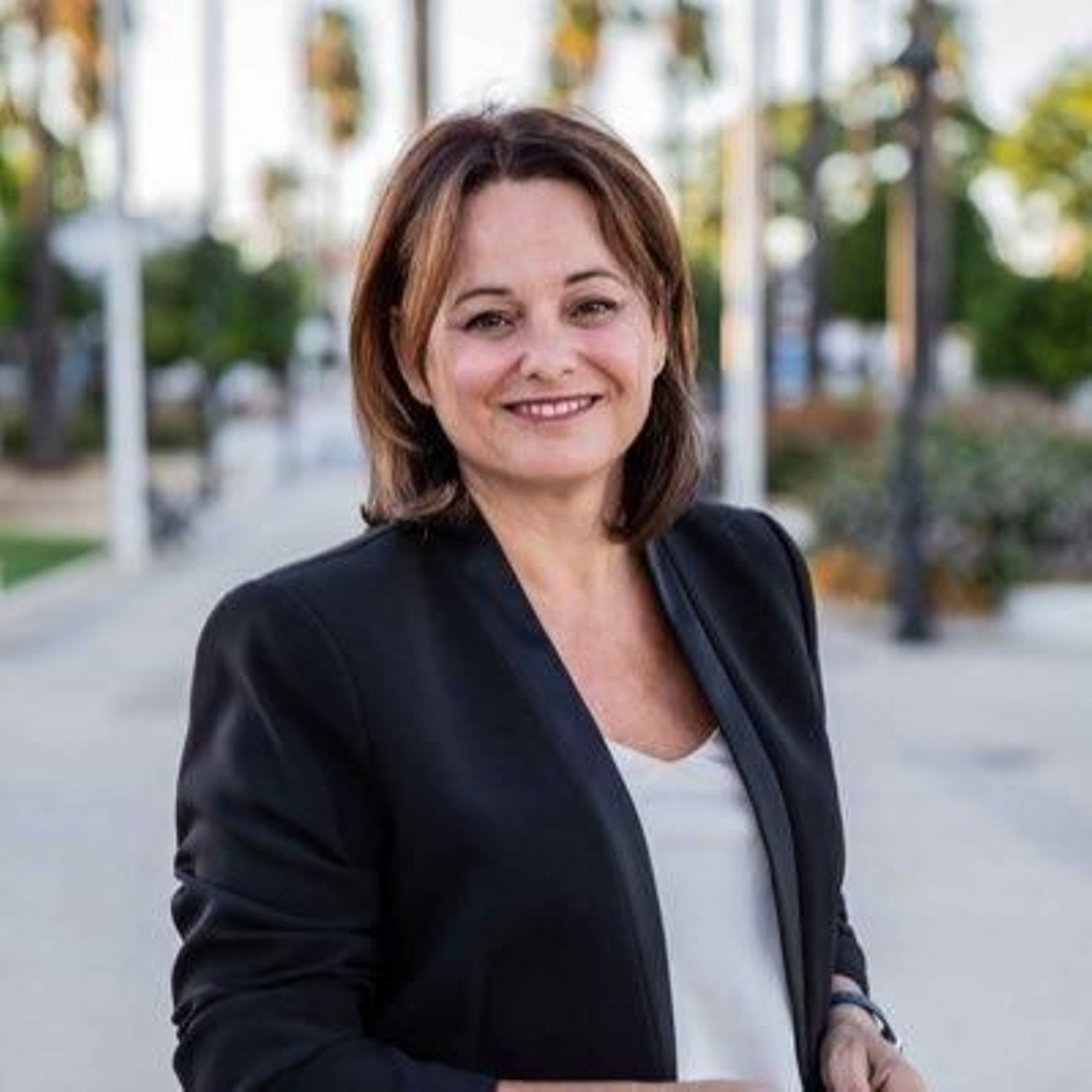 La alcaldesa de Espartinas