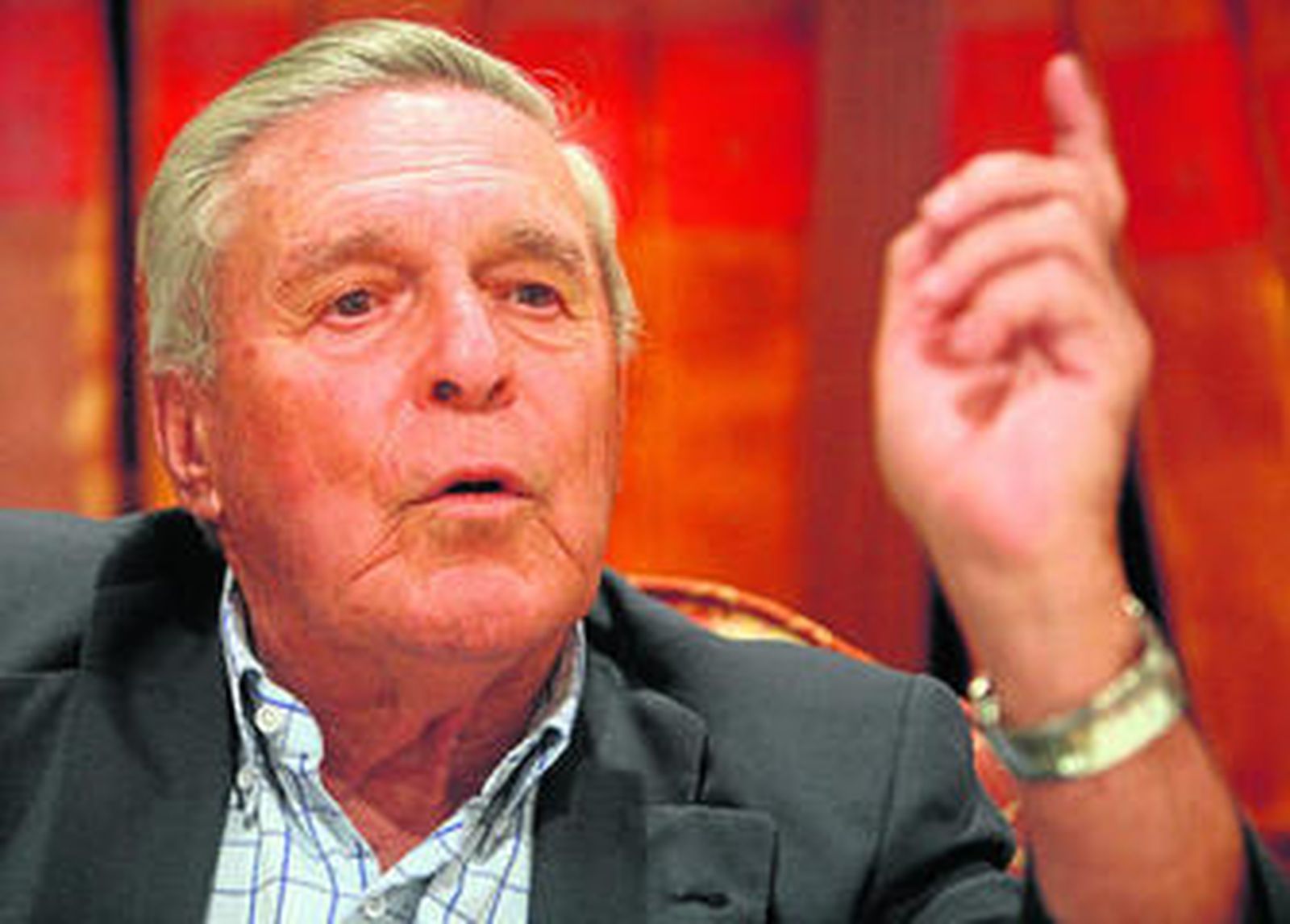 "Yo al único que coloqué en la Caja fue a un conserje"