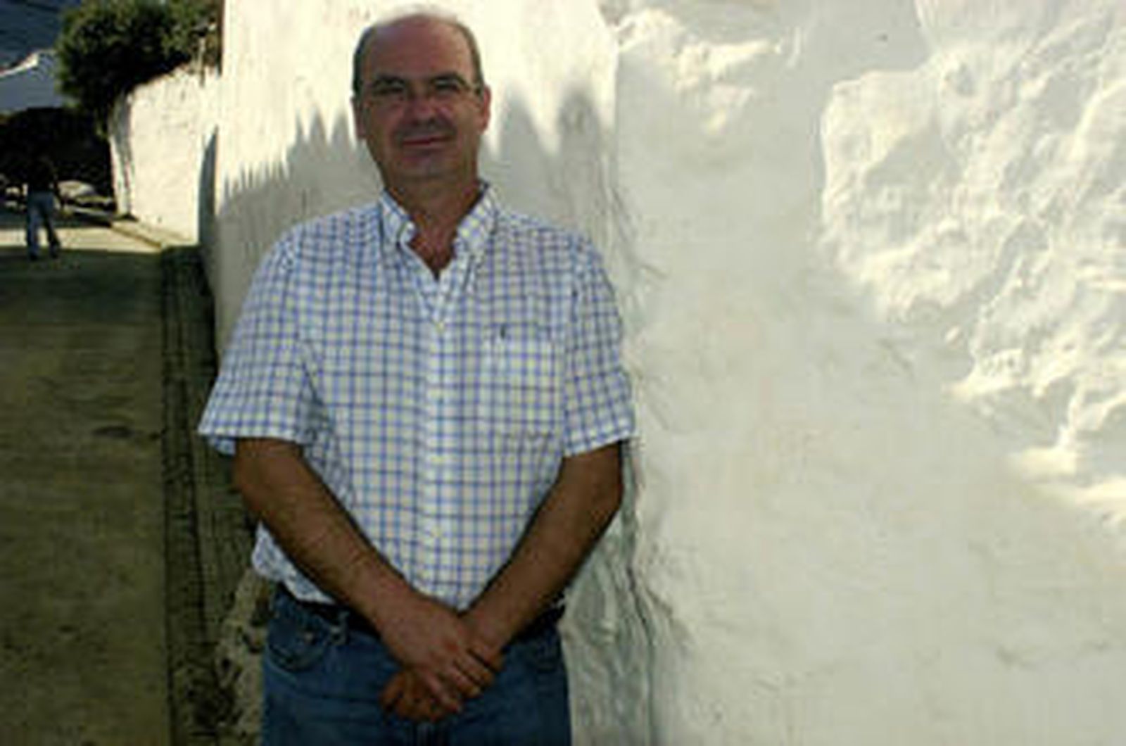 José Rafael Reyes, fotografiado cuando aún era alcalde de Benaocaz.