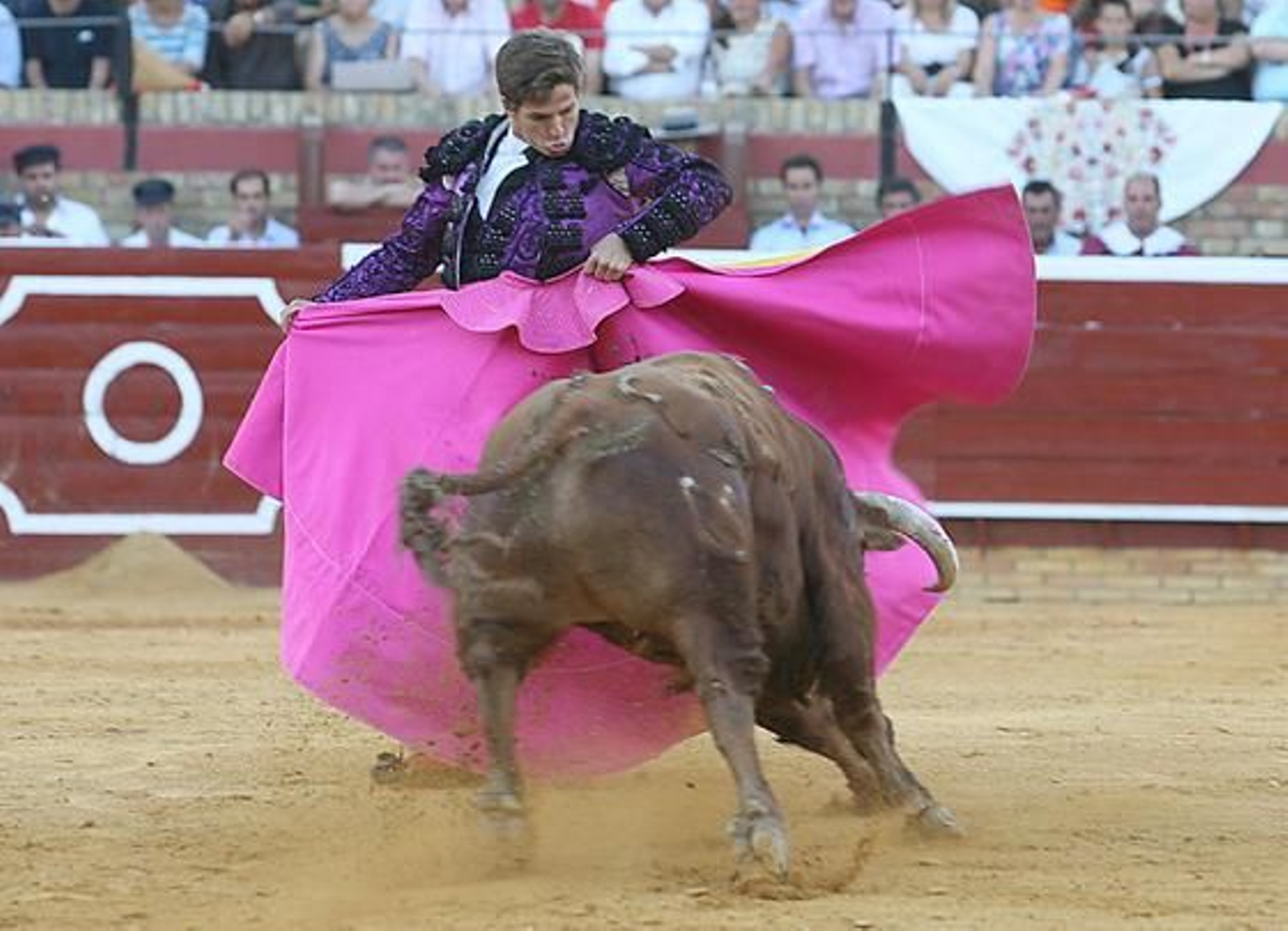 El Juli y Talavante se dan cita en la Merced en una tarde triunfal para ambos.

Foto: Espinola