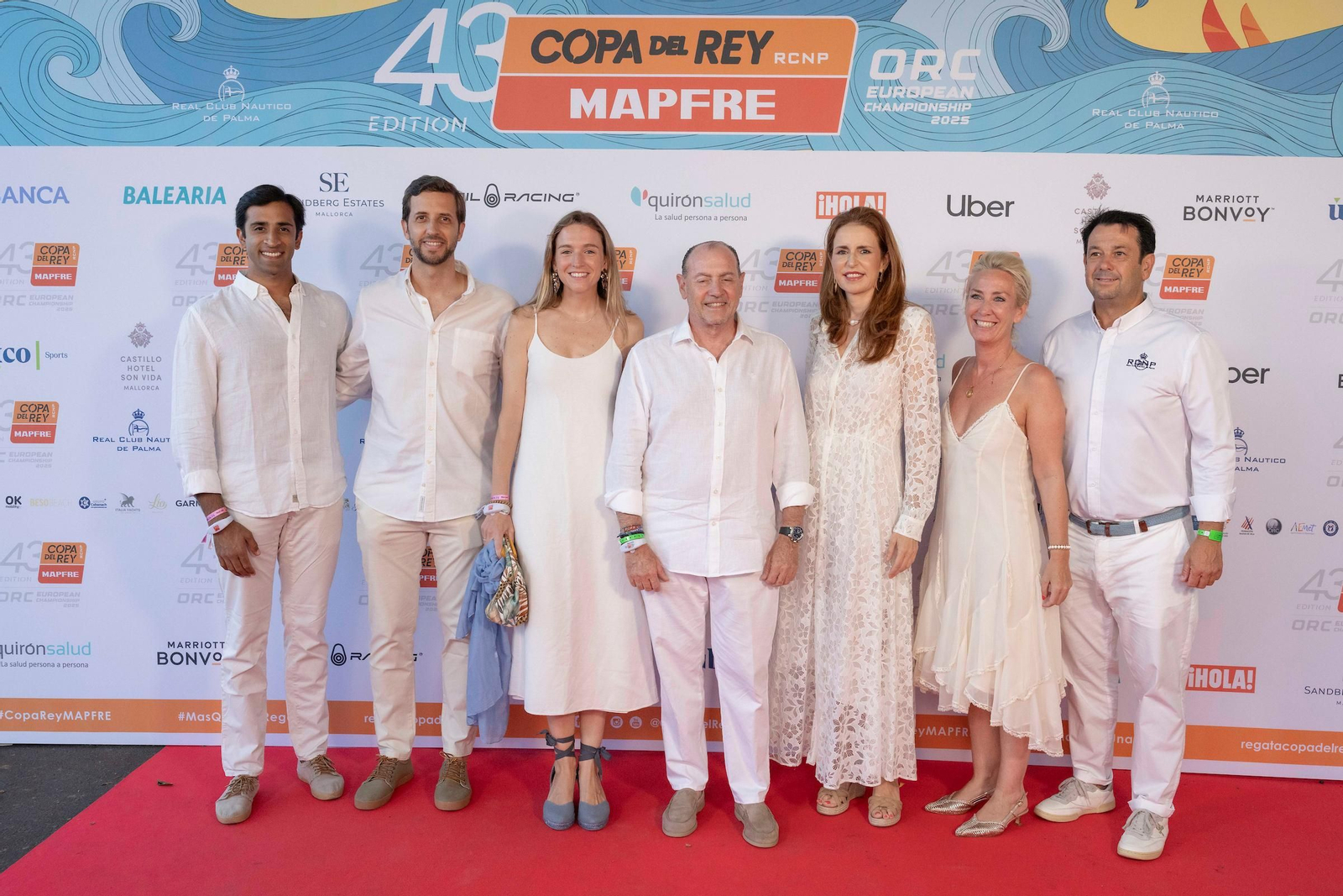 Búscate en el Cóctel de Blanco de la Copa del Rey Mapfre de vela