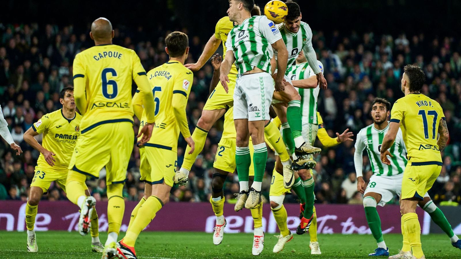 Una acción del Betis - Villarreal de la temporada pasada